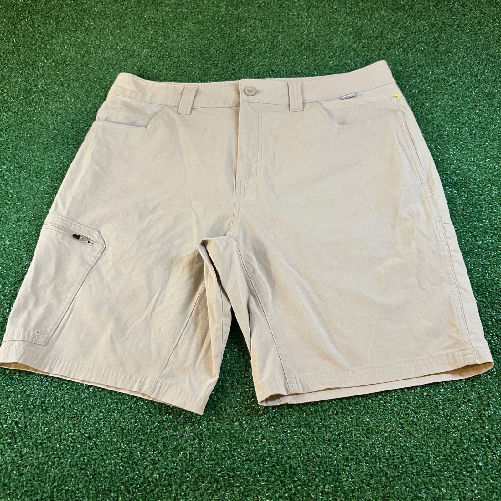 Simms Fishing Outdoor Hiking Shorts Cargo Pocket Lightweight Beige Mens 36