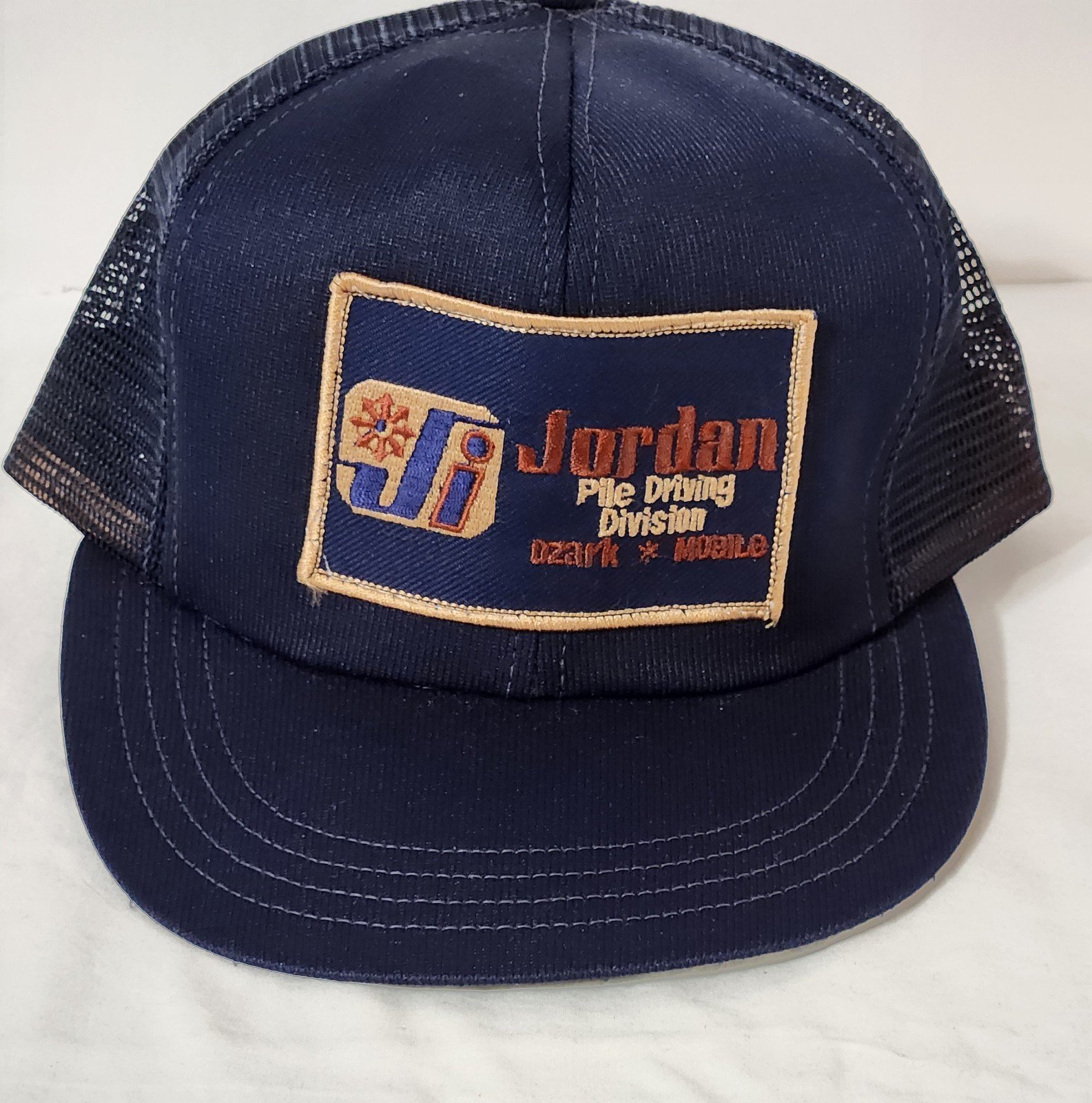 Jordan Pile-Driving Trucker Snap-Back Mesh USA Cardinal Cap Small-Medium [D-16]