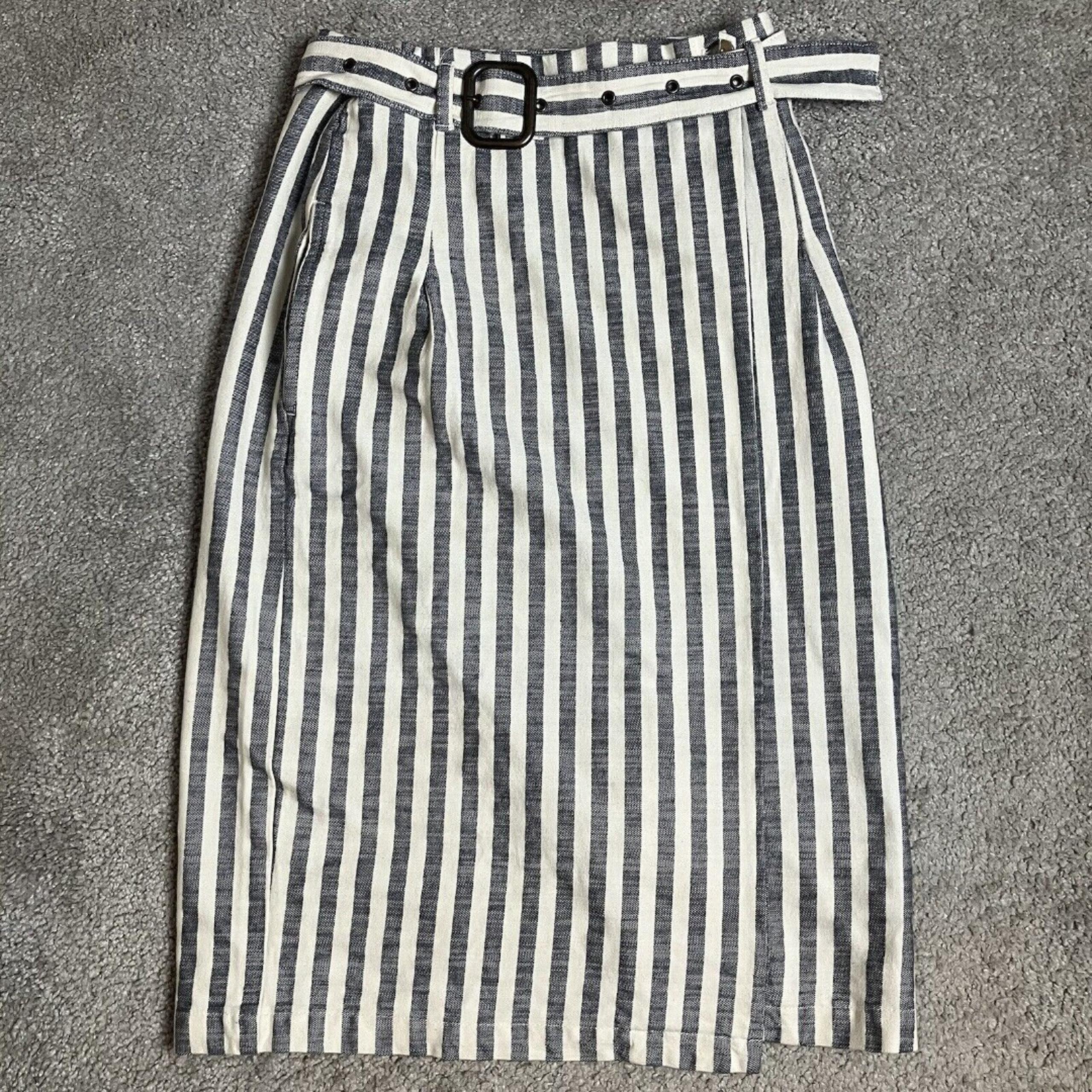 Anthropologie Women's Navy Blue Cream Striped Midi Skirt Size 2