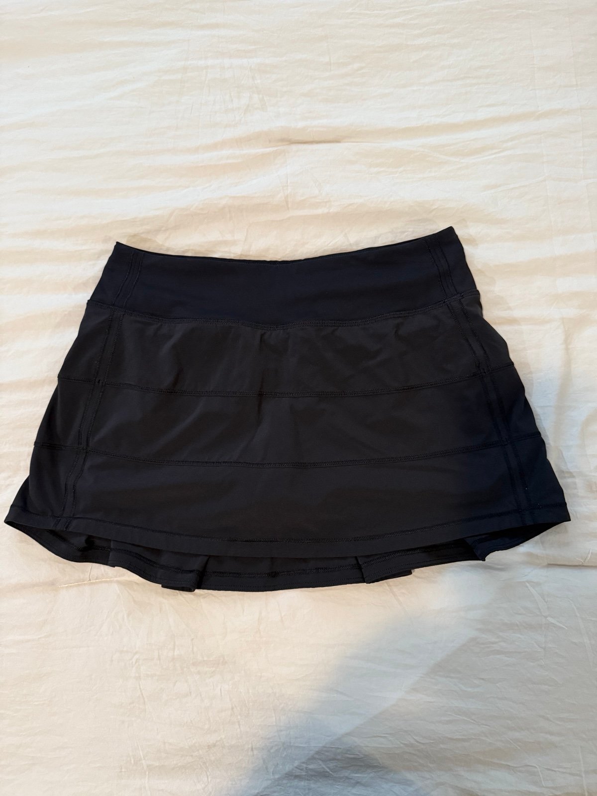 Lululemon black skirt
