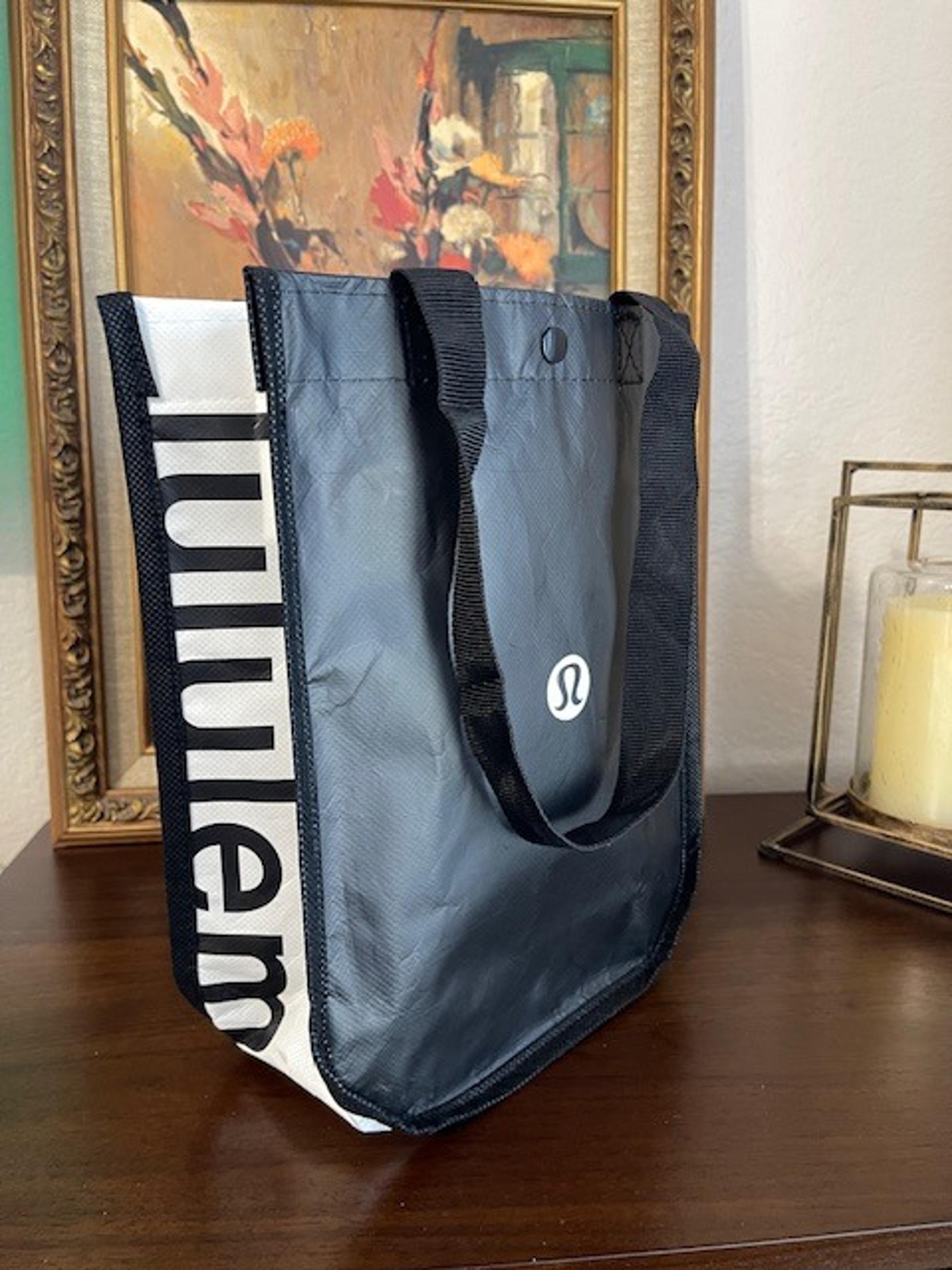 Lululemon Athletica Reusable Tote Shopping Bag Black With Snap Closure