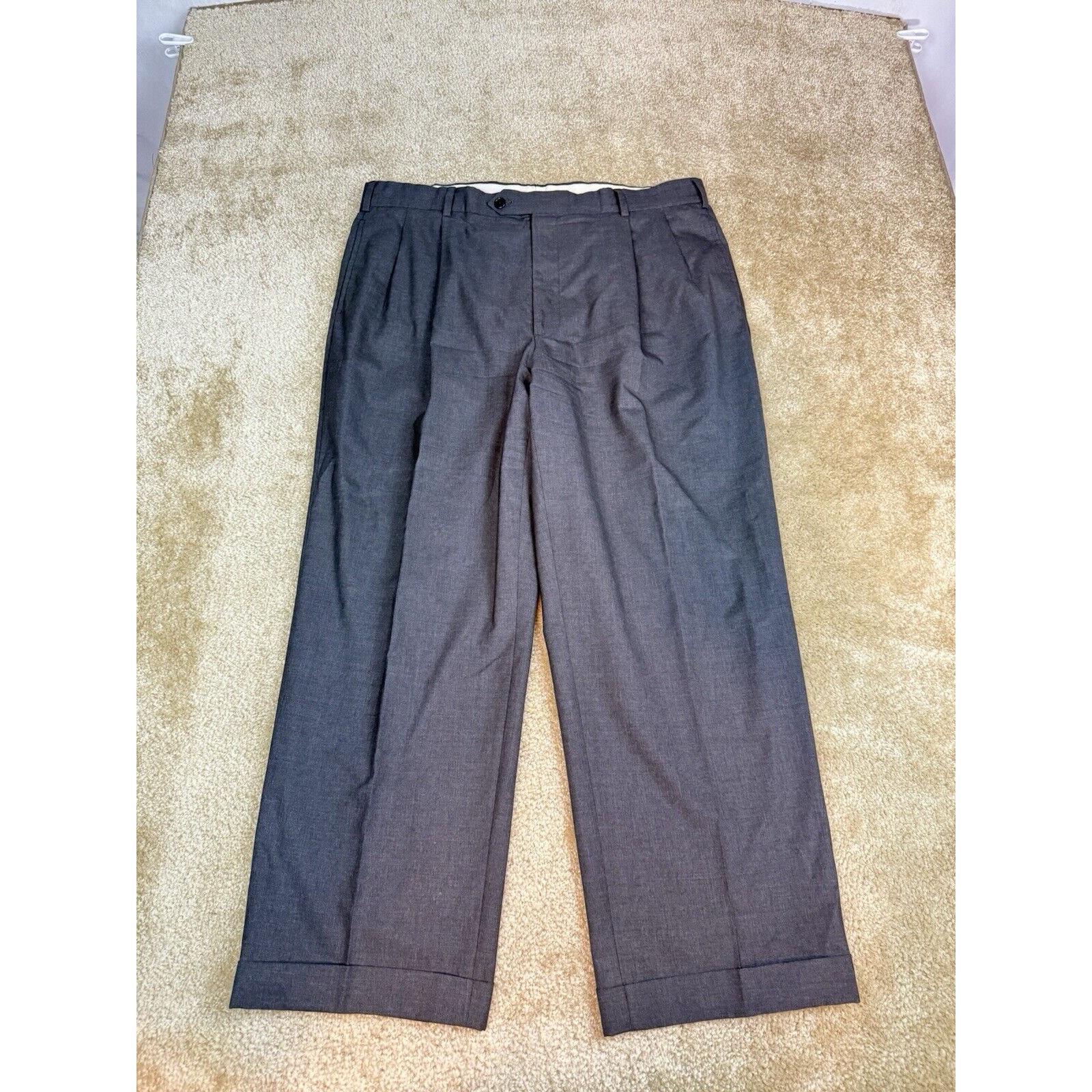 Brooks Brothers 346 100% Wool Pleated Pants Men 38x32 Black Slacks Classic A102