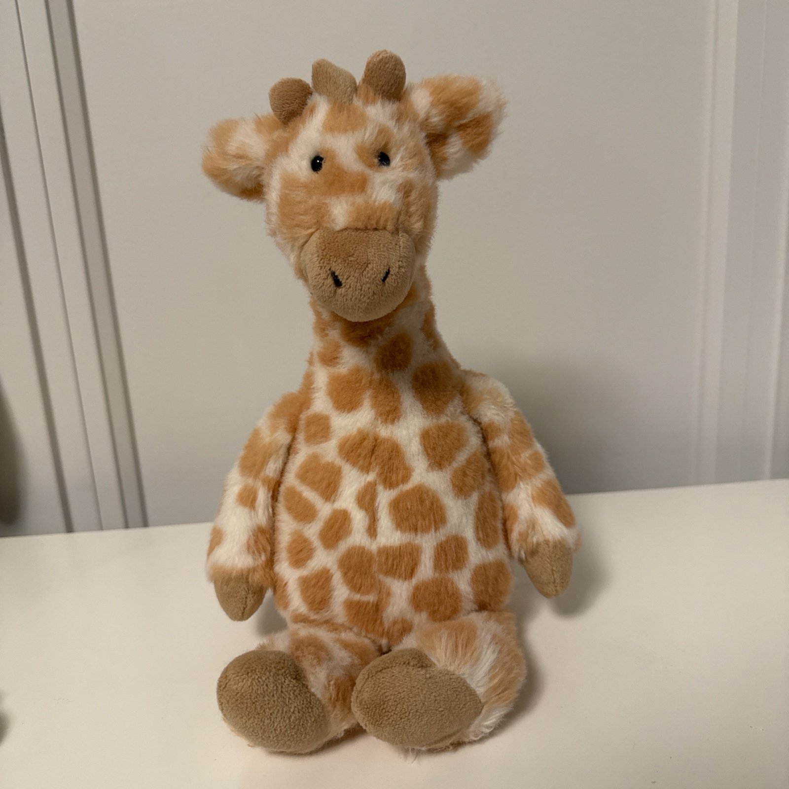 Jellycat Fluffles Giraffe Retired and VHTF in this condition