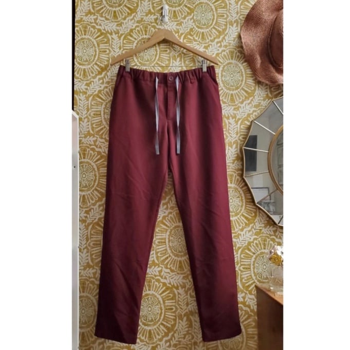 FIGS Technical Scrub Pants Maroon Front Zip & Button