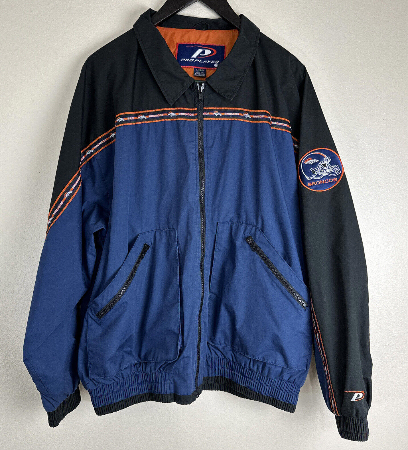 Denver Broncos Vintage Pro Player Extra Large XL Full Zip Black/Blue Jacket