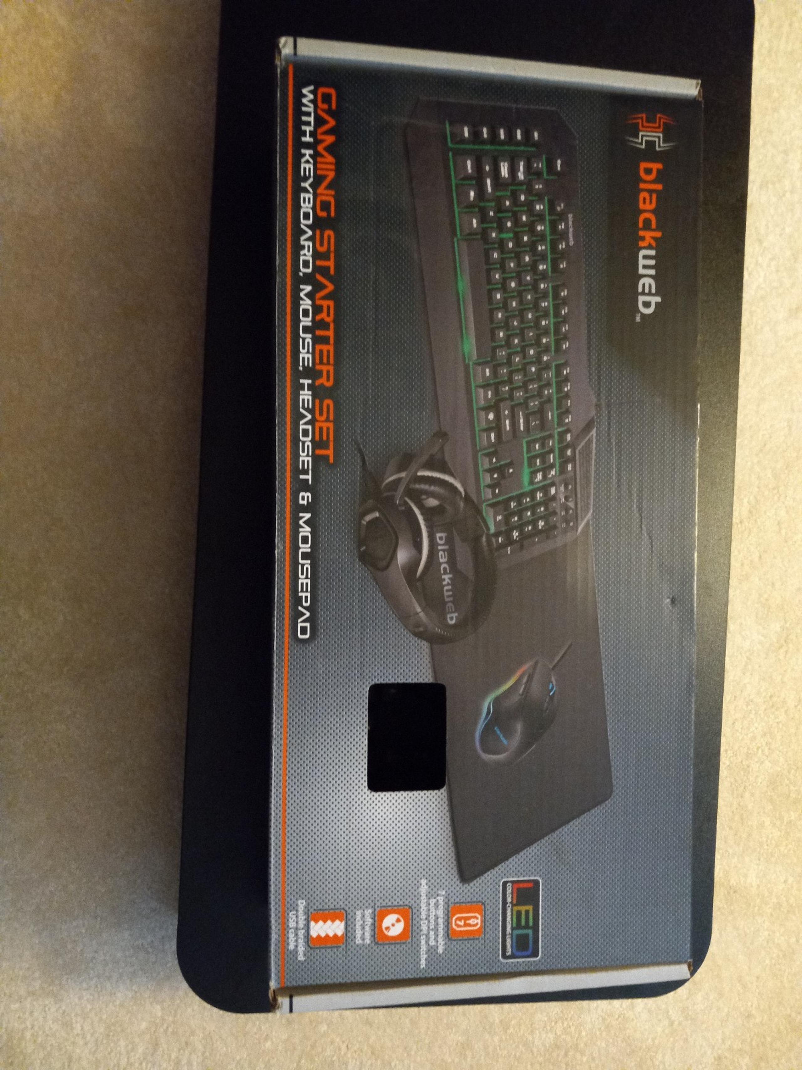 Gaming keyboard and mouse set