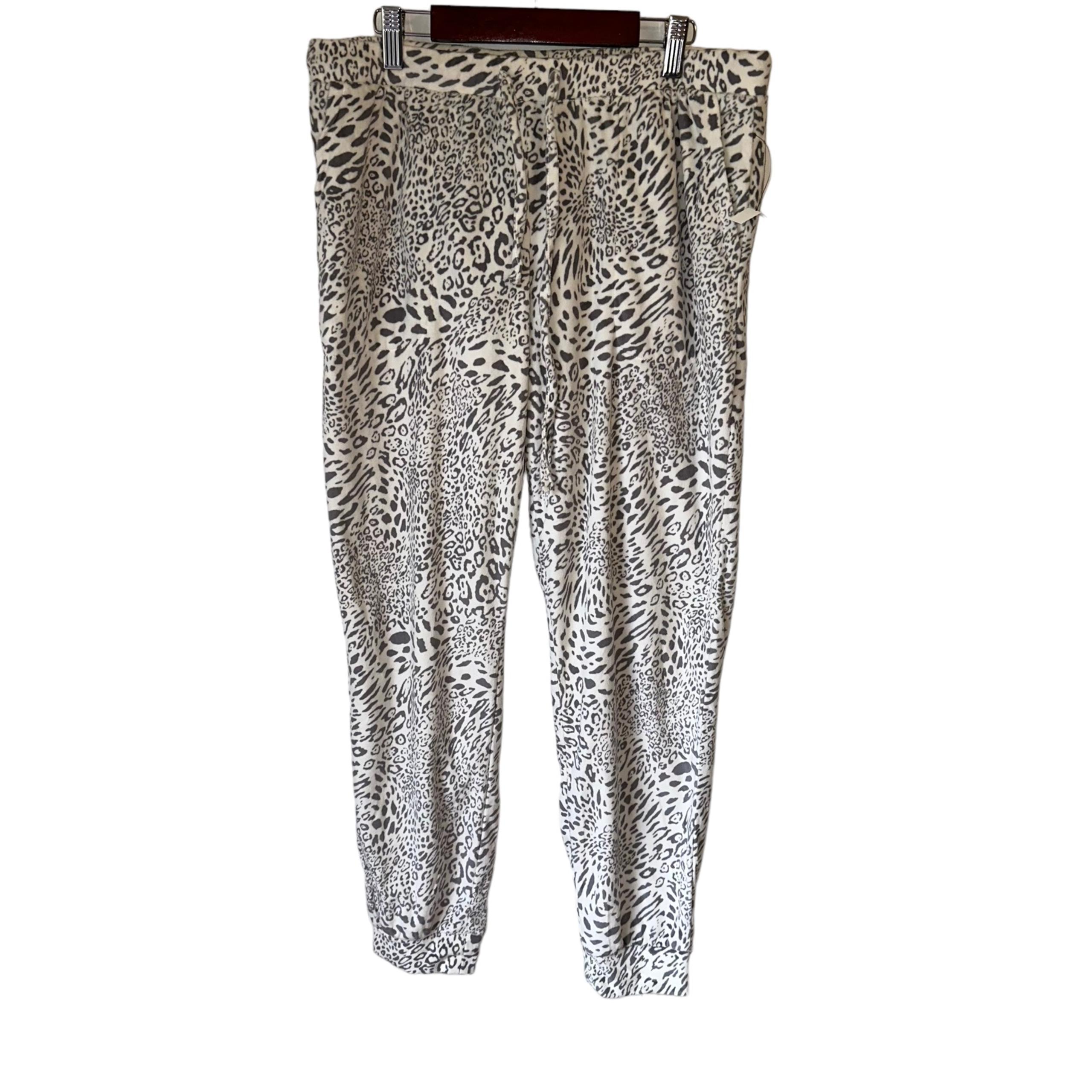 Rae Dunn Cheetah Print Fleece Jogger Pajama Pants With Pockets NWT Size Large