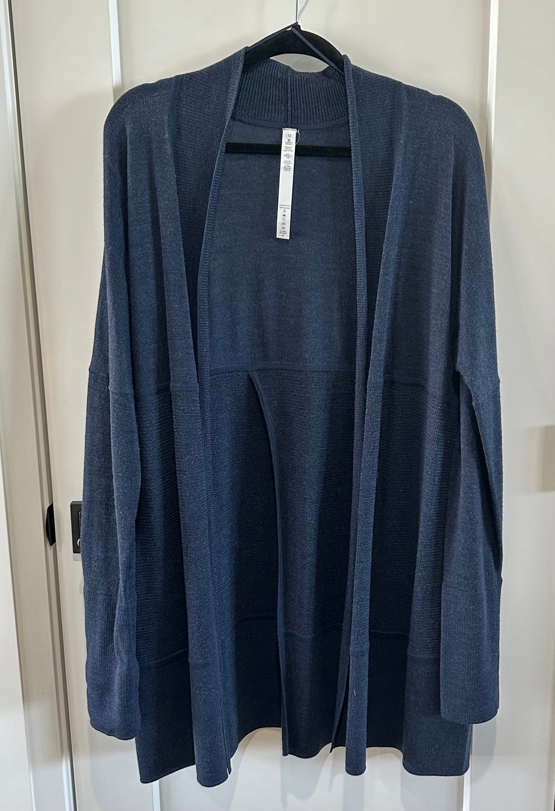Lululemon Blue Wrap / Jacket ~ 12