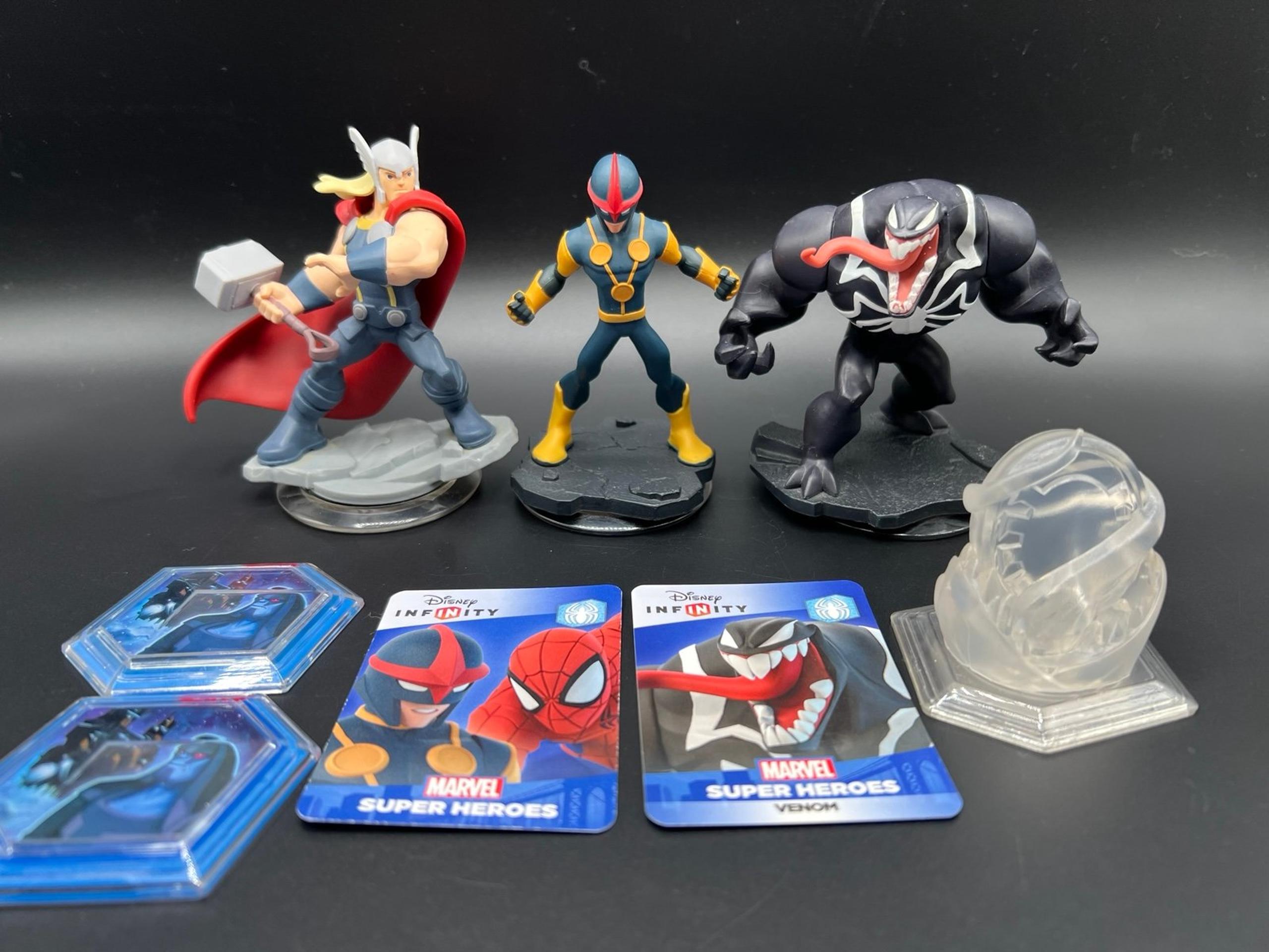 Disney Infinity 2.0/ Cards/Power Disc/ Crystal/Venom Nova Thor/ Lot of 8 Pieces