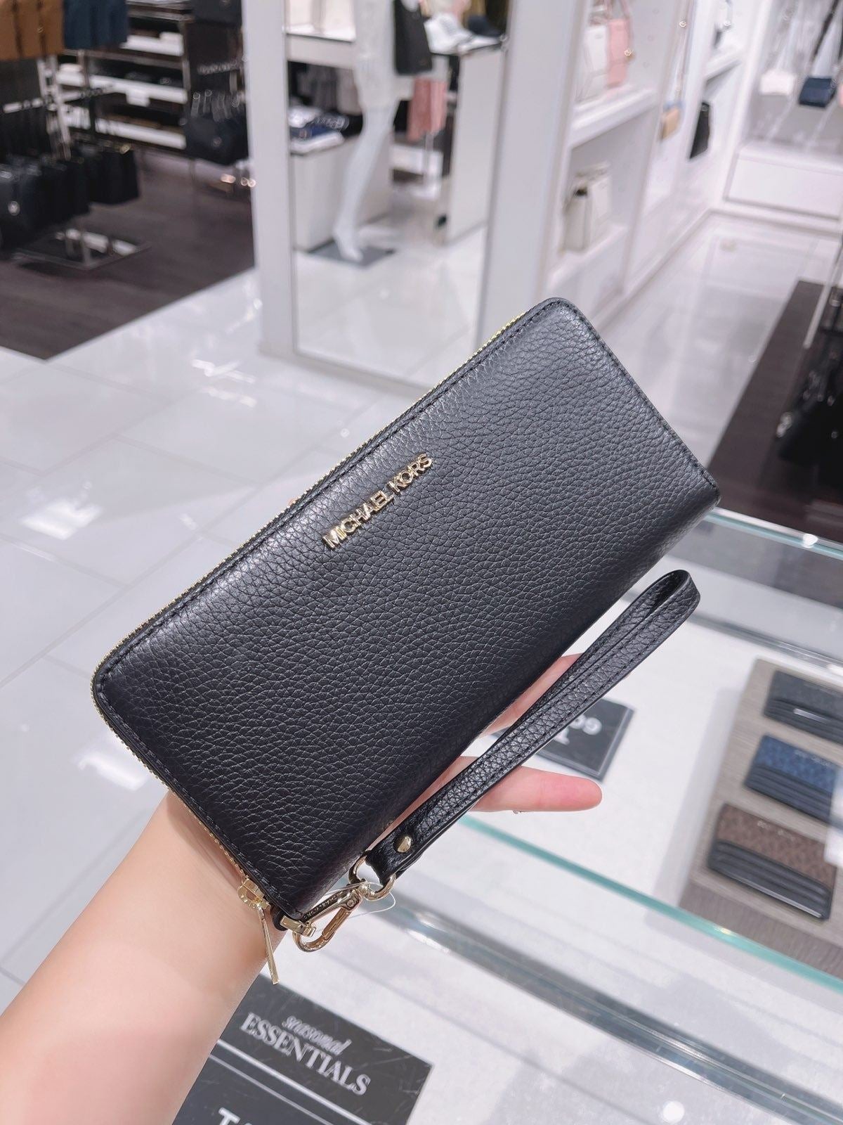 MK LG Continental Wallet Wristlet Black