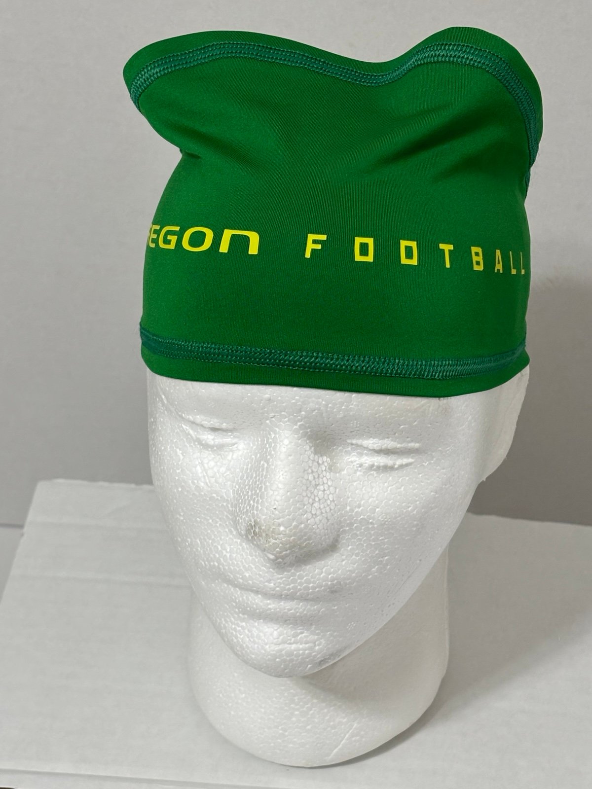 Oregon Ducks Skull Wrap Pre Owned Like New