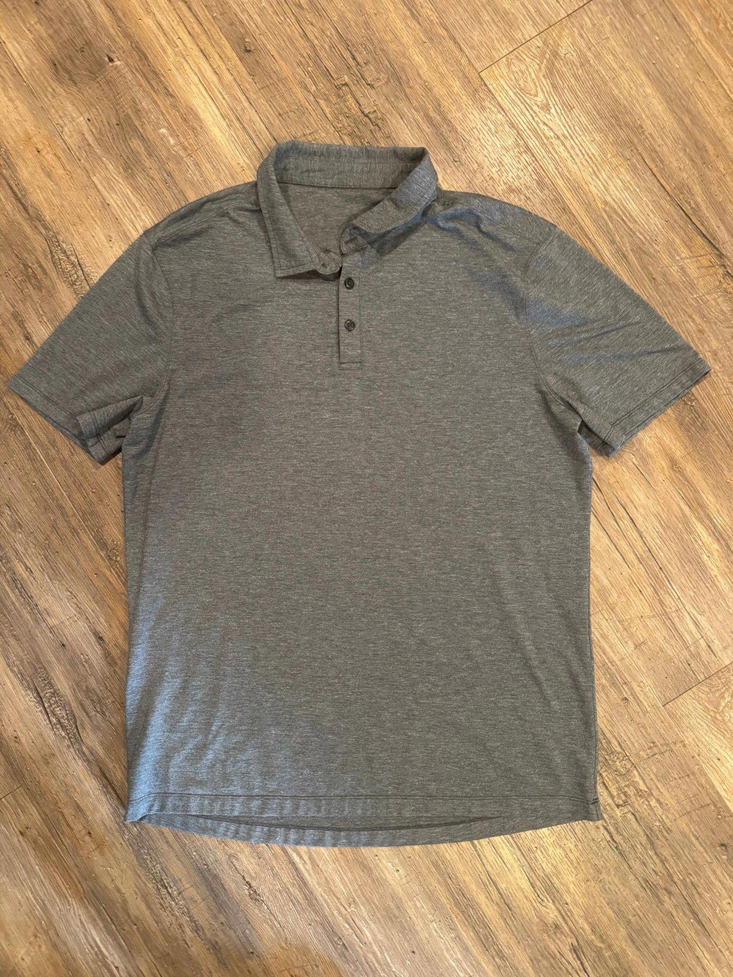 Lululemon Mens Grey Athletic Lightweight Polo Shirt Sz XL