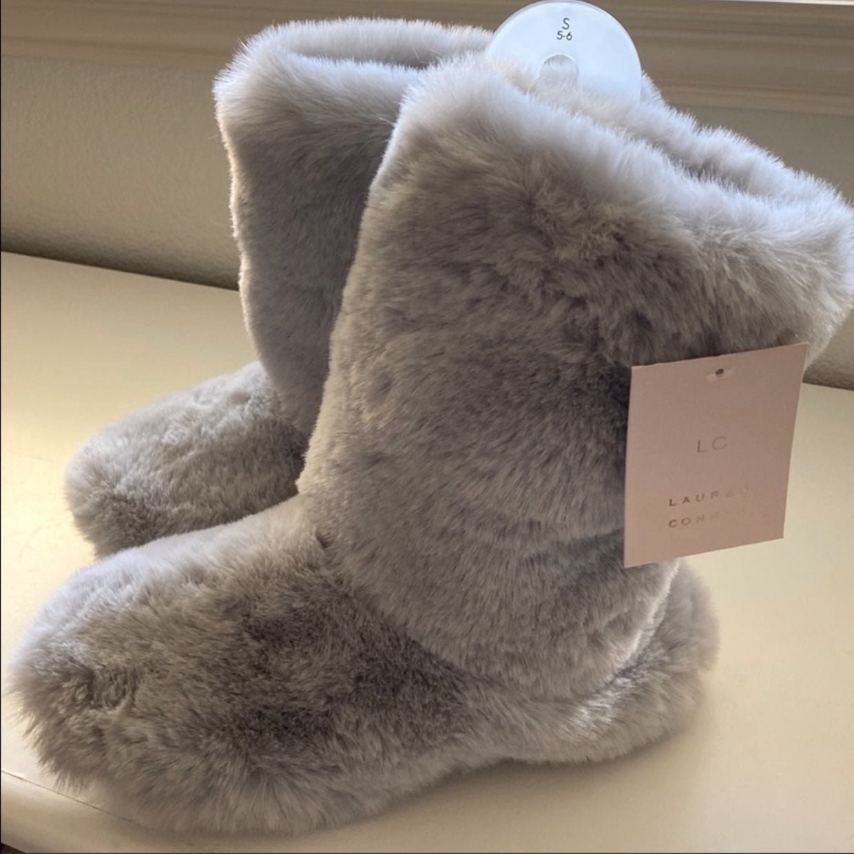 Women's LC Allover Faux Fur Boot Slippers