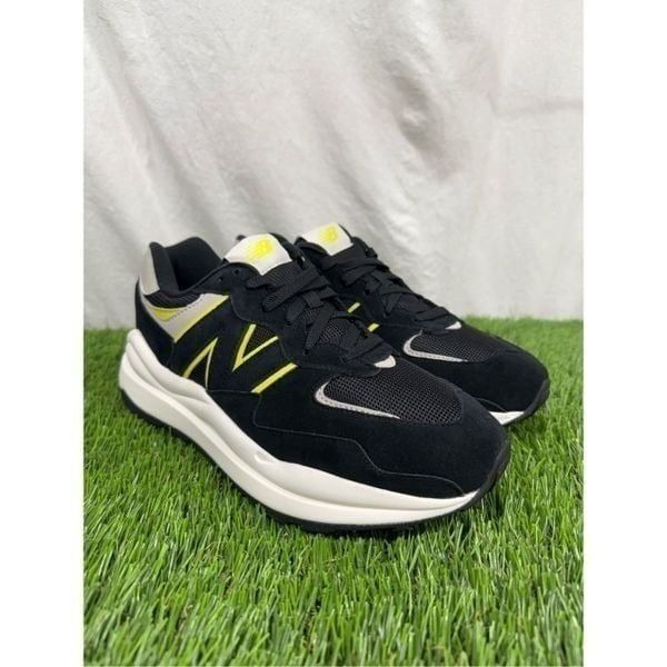 10.5 - NEW New Balance 57/40 W5740HL1 5740 Black Oyster Neon Sneakers Shoe