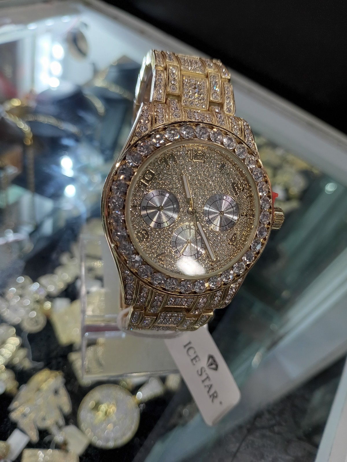 Fully iced round watch gold