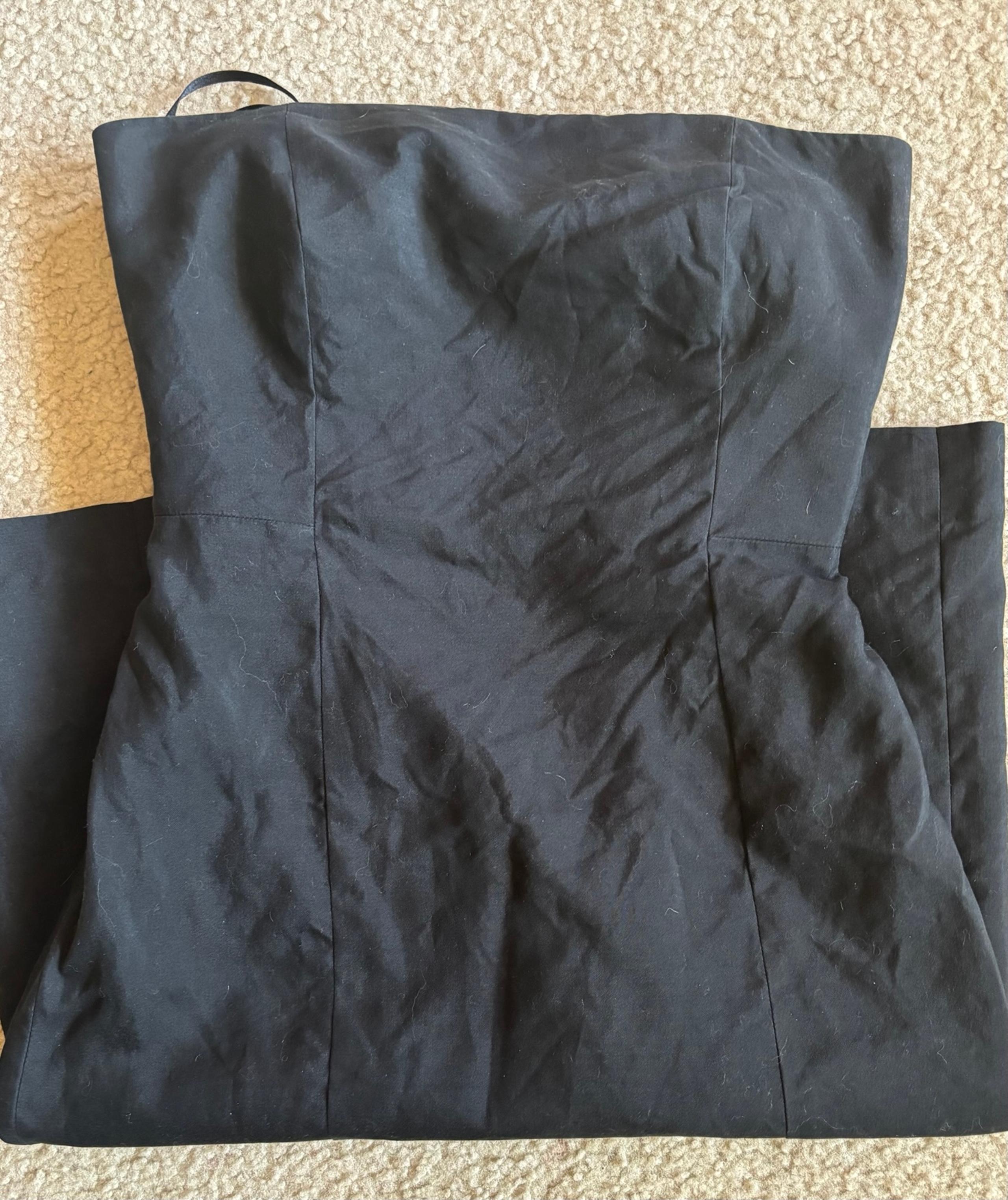 Ann Taylor size 4 women's black dress knee length