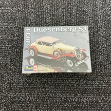 Revell 1934 Duesenberg SJ Classic Jewel Series 1:48 Scale 1977-Sealed