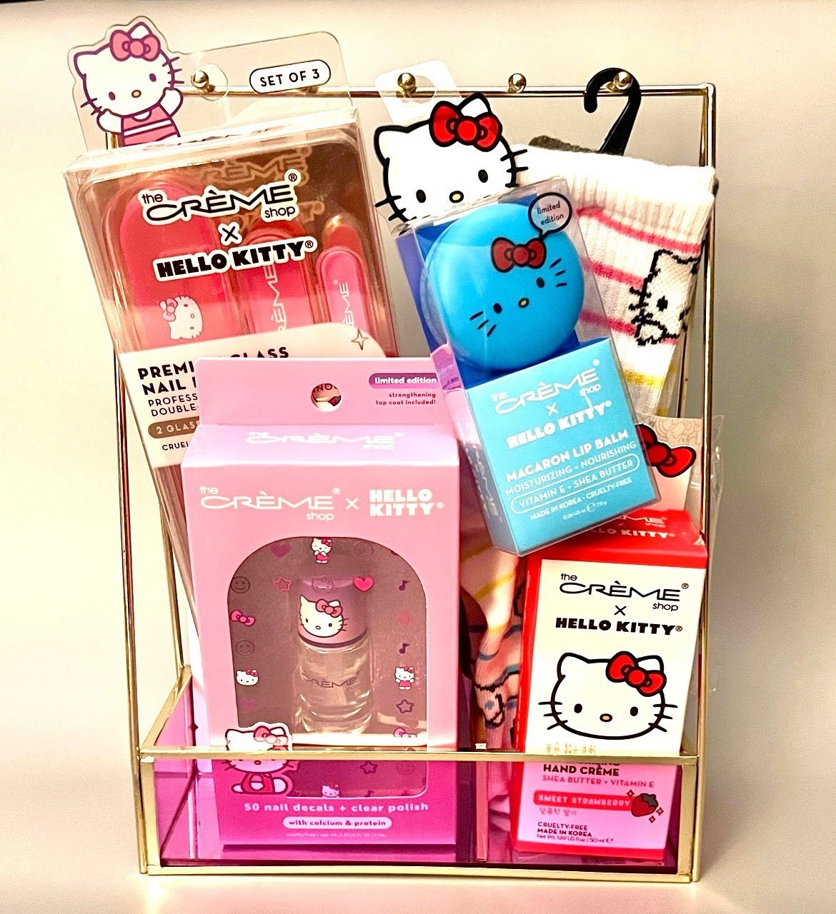 Hello Kitty Jewerly stand gift set bundle