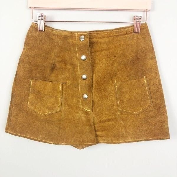 Vintage Leather Suede Tan Shorts Sz 9/10
