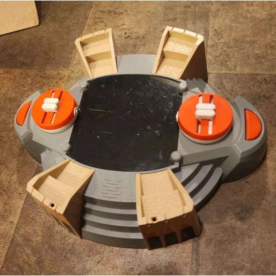 POKEMON BATTLE ARENA Electronic Playset 15 x 13 - Tomy 2013 - Tested & WORKS!