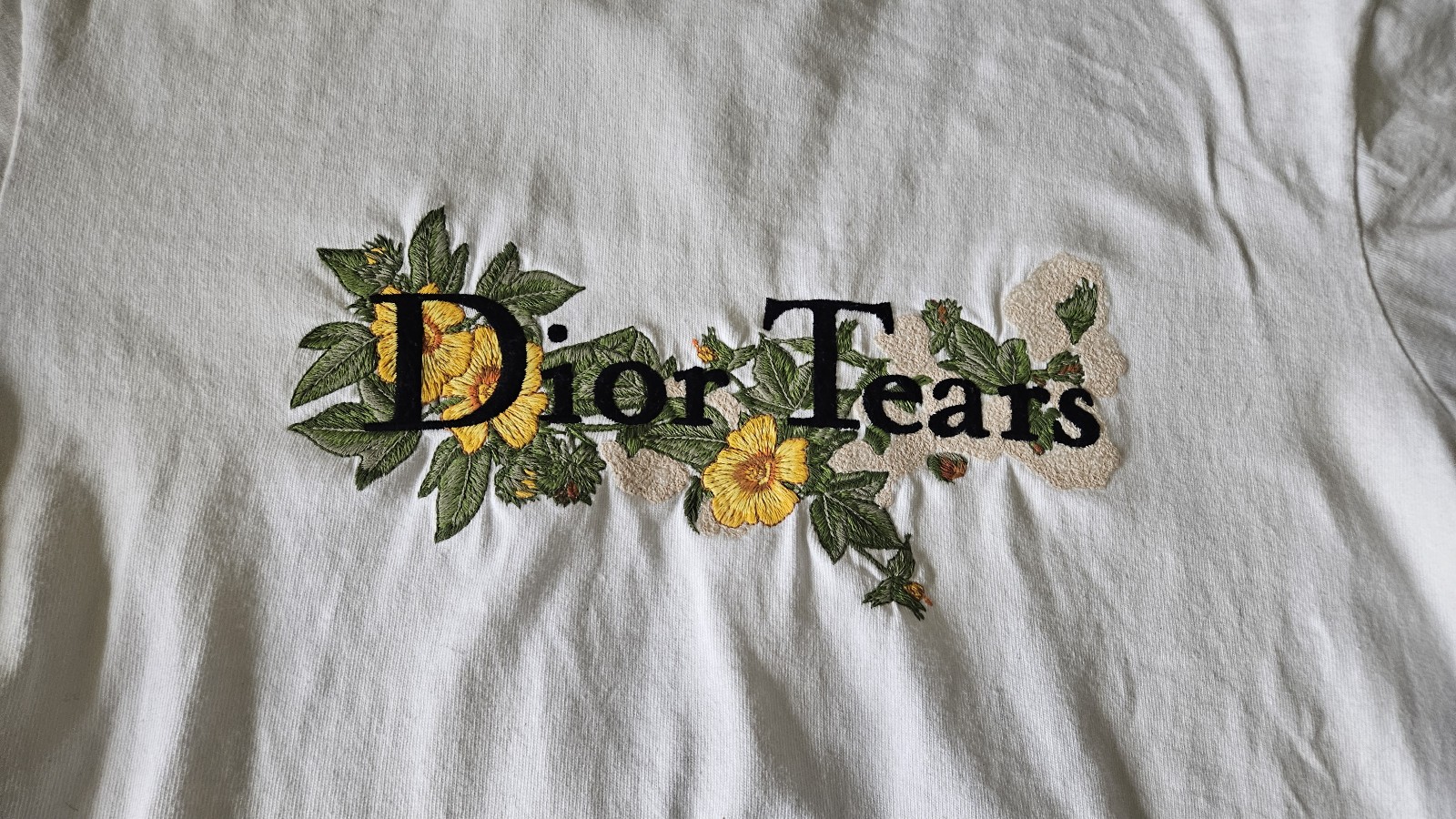 ShirtDior x Denim Tears Embroidered Logo Flower Design T
