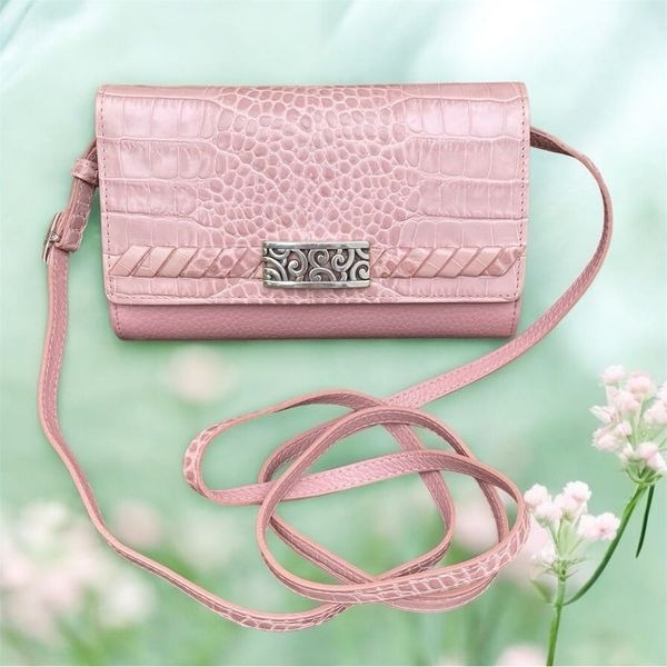 NWOT New Brighton Deco Lace Blush Pink Croc Pattern Leather Wallet Crossbody Bag