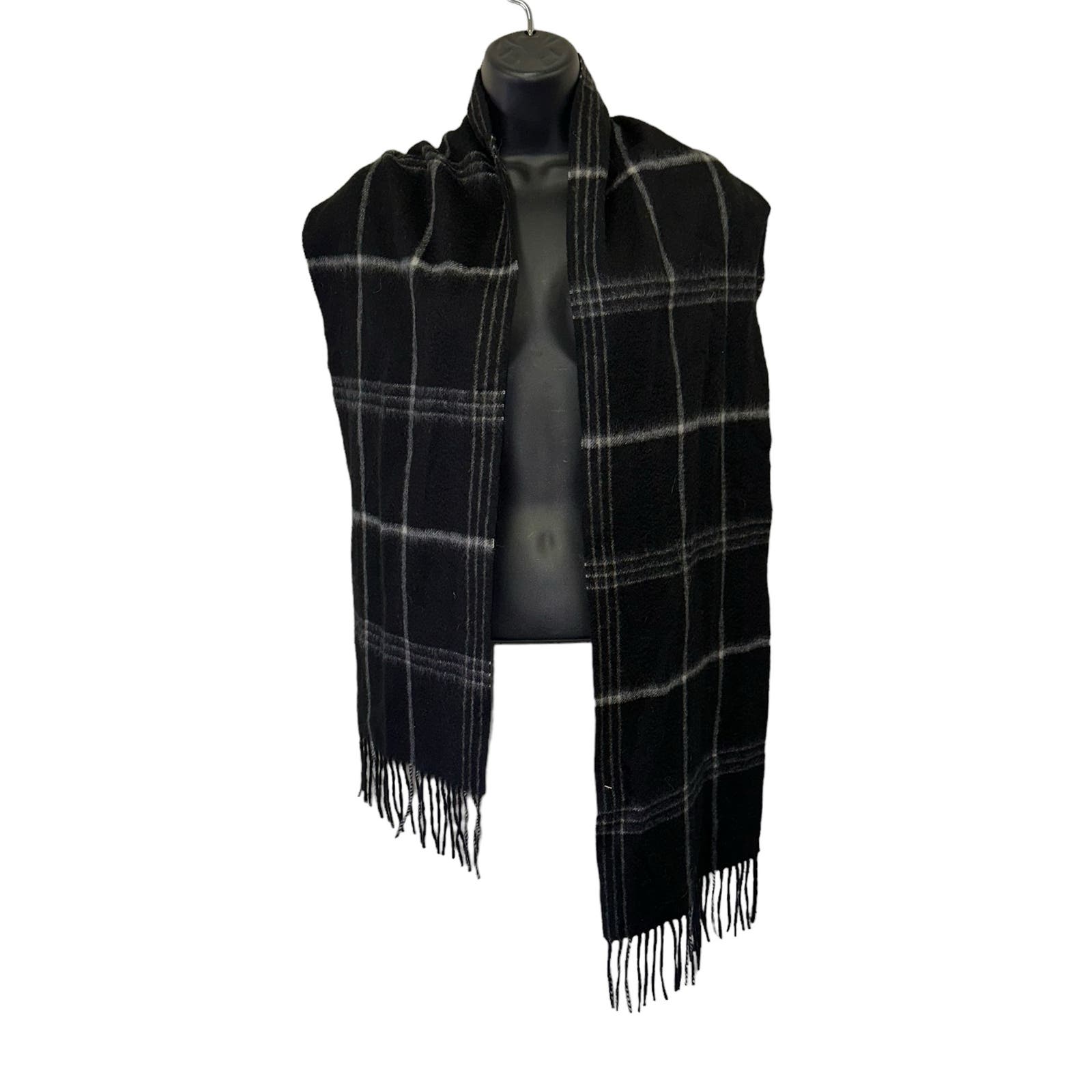 NWT Louisa Perini Cashmere Black & White Scarf