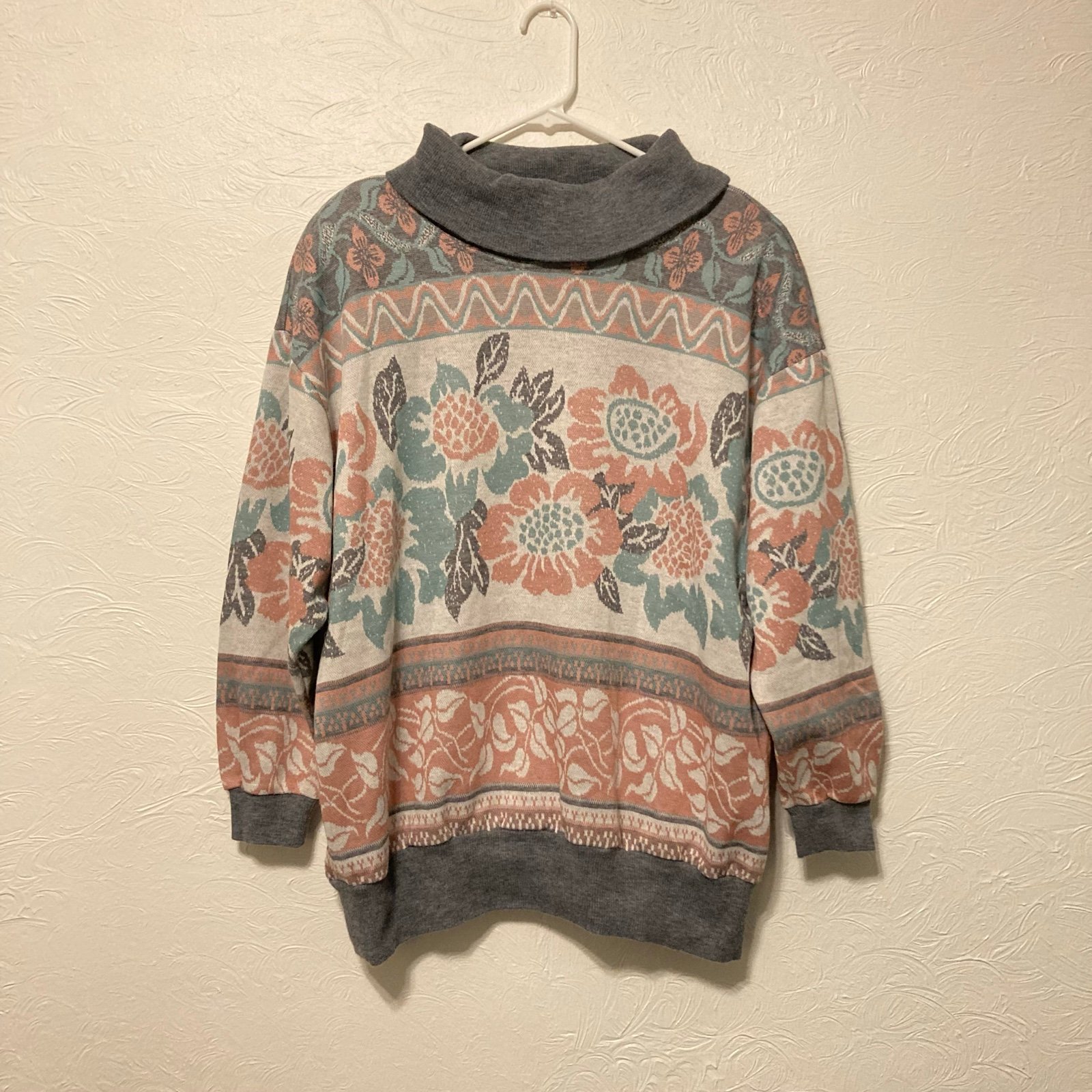 Vintage oversize cottagecore floral turtleneck sweater