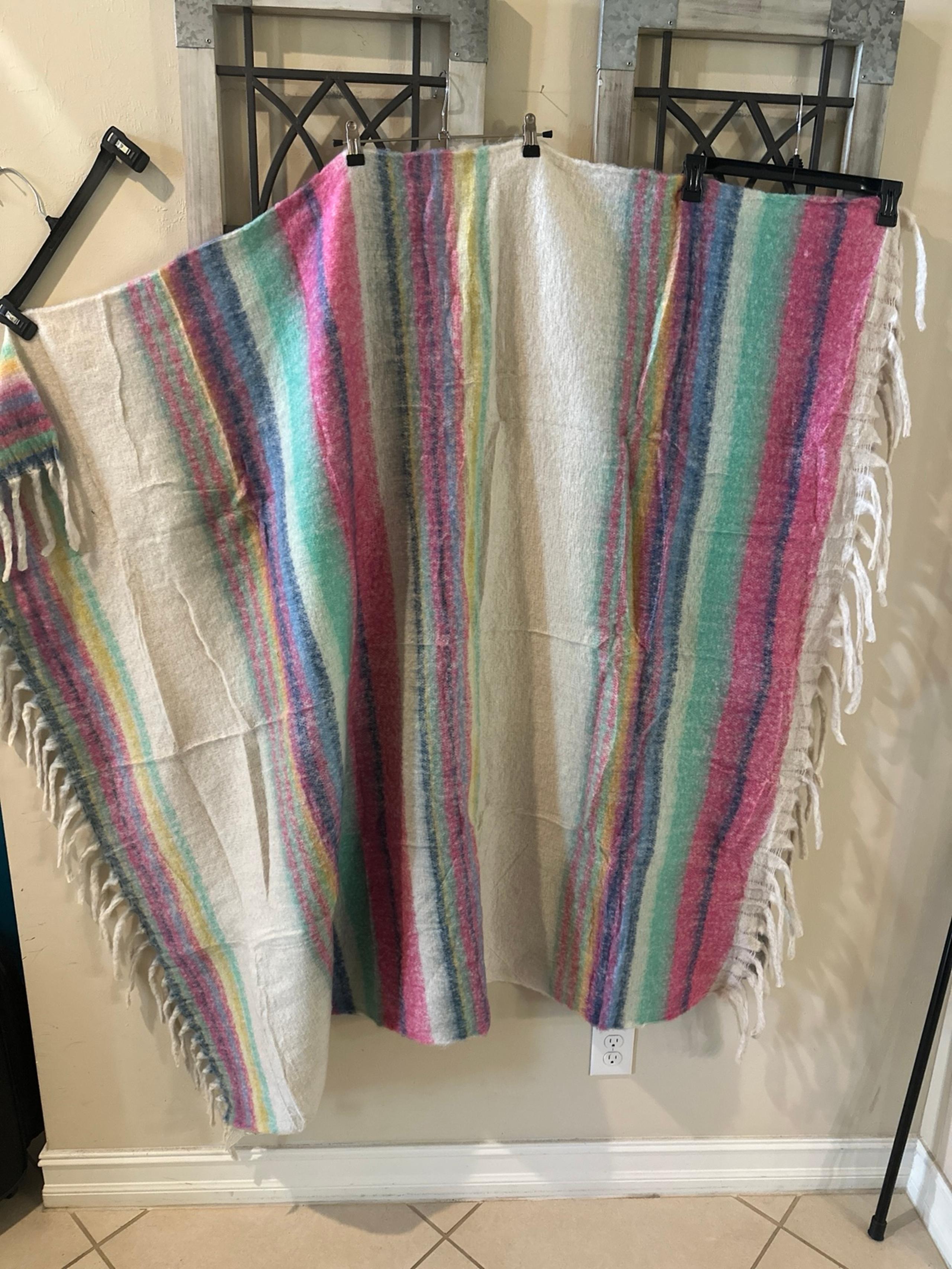 Free People Luxurious Throw Blanket New with Tag Bedding Throw