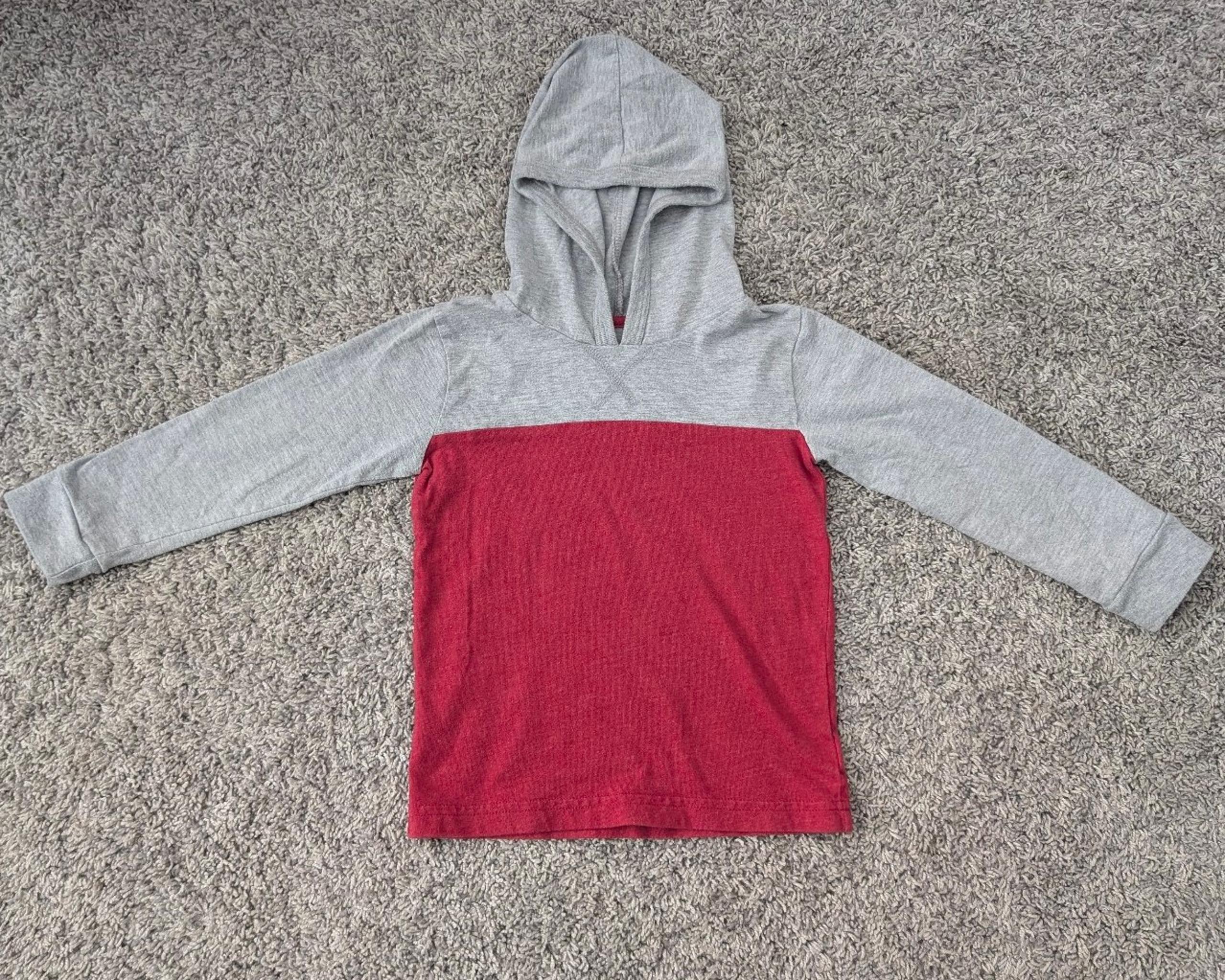 Toddler Boys Grey & Red hoodie 3T - Kidgets