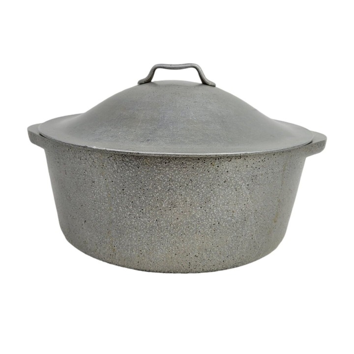 up to 60% discount Super 60s Vintage Maid Lid Aluminum quart 4.5 Oven Dutch Roaster Cookware Home up to 60% discount Super 60s Vintage Maid Lid Aluminum quart 4.5 Oven Dutch Roaster Cookware Home