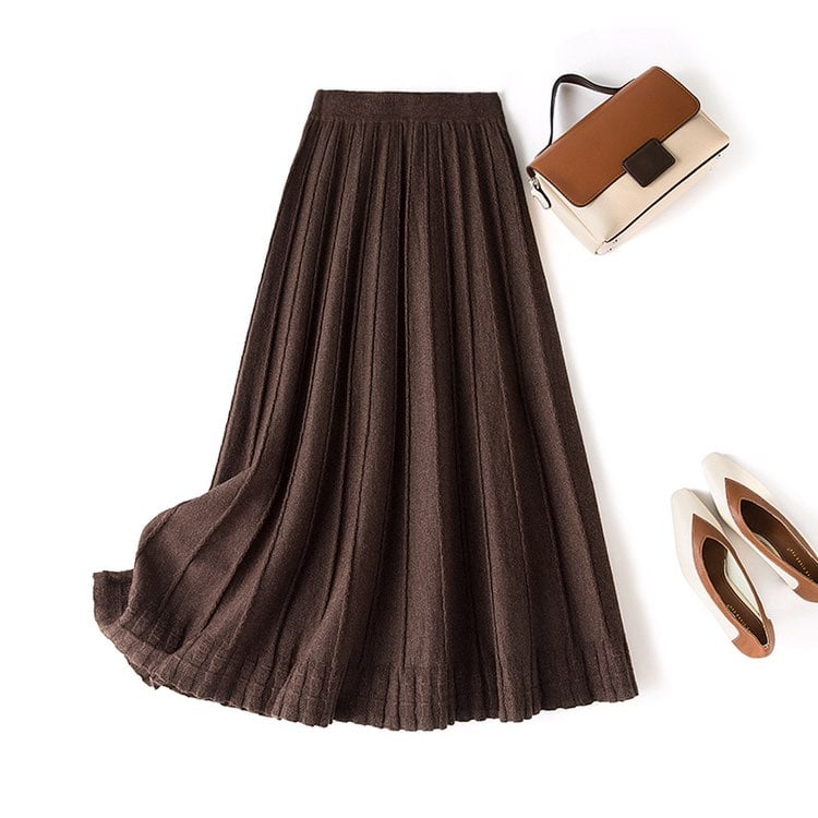 Mermaid skirt with slit skirt