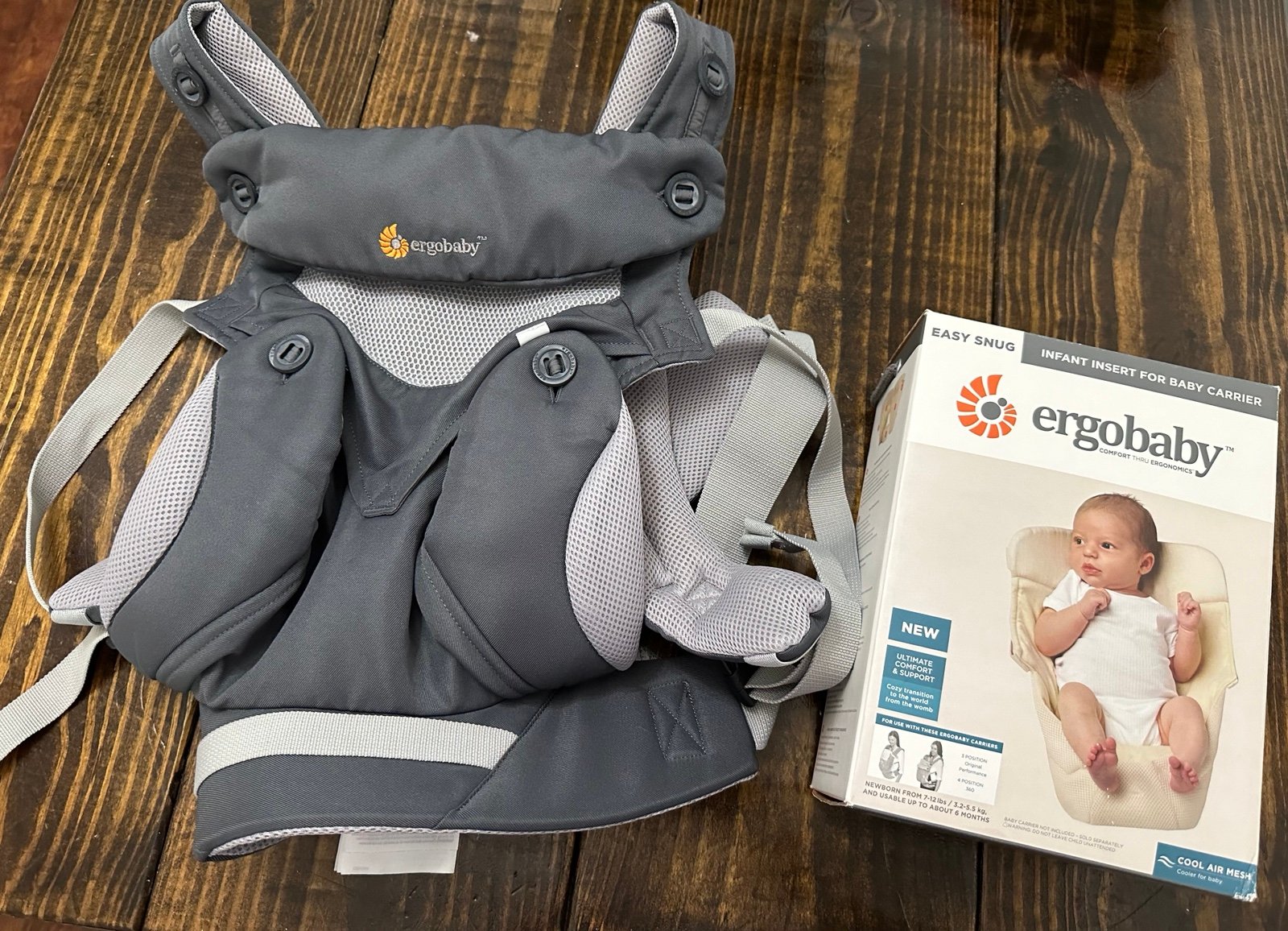 ERGObaby omni 360 cool air mesh with ergobaby insert