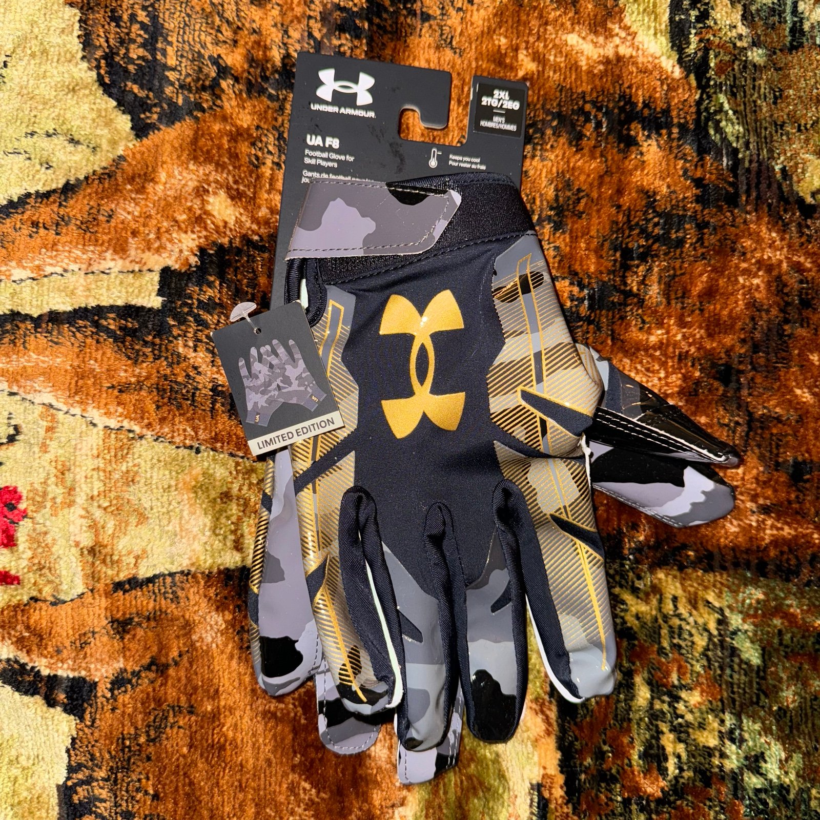 Under Armour UA F8 Novelty Limited Edition Football Gloves GlueGrip Men s SZ 2XL Football