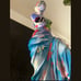 statues