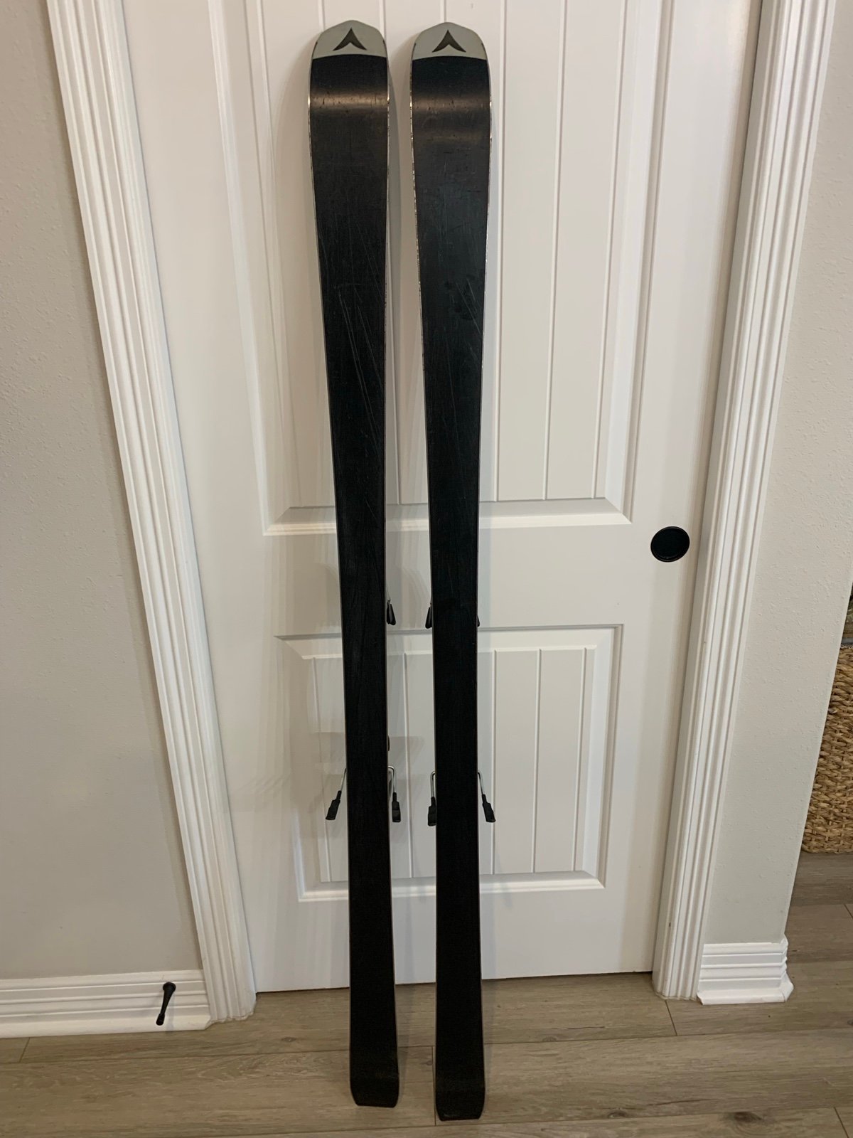 Dynastar Omedrive Carving Downhill Skis 170 cm. Marker M900