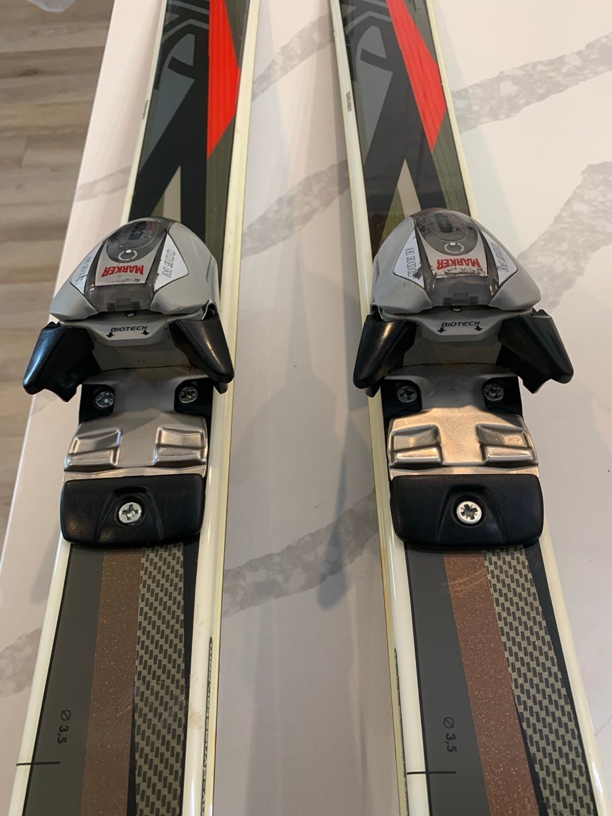Dynastar Omedrive Carving Downhill Skis 170 cm. Marker M900