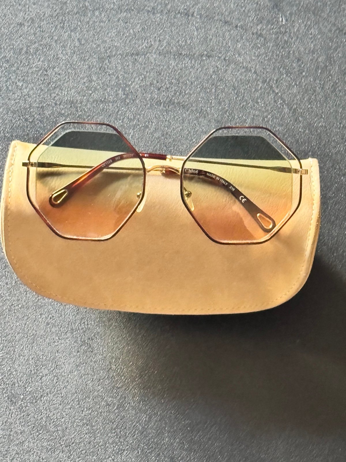 Chloé CE132S-262 Sunglasses Gold Frames Green Pink Shaded Lens 58-20