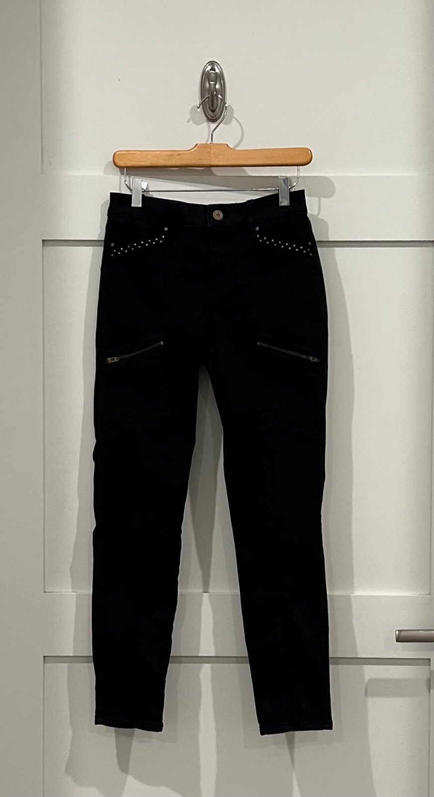 White House Black Market Skinny Ankle Cargo Jeans