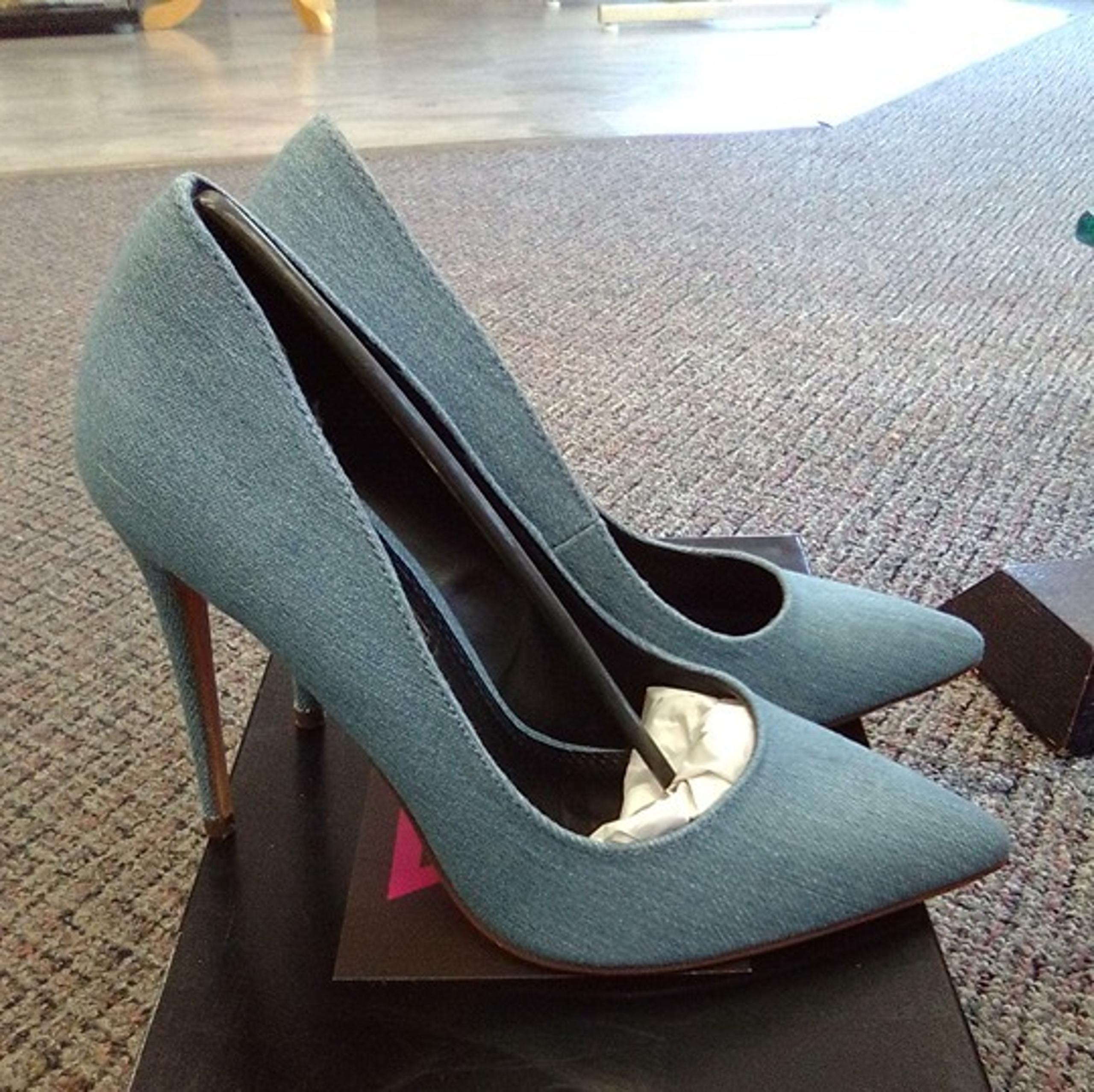 Women's Liliana Light  Denim Blue Jean Pump Heel Shoe 8