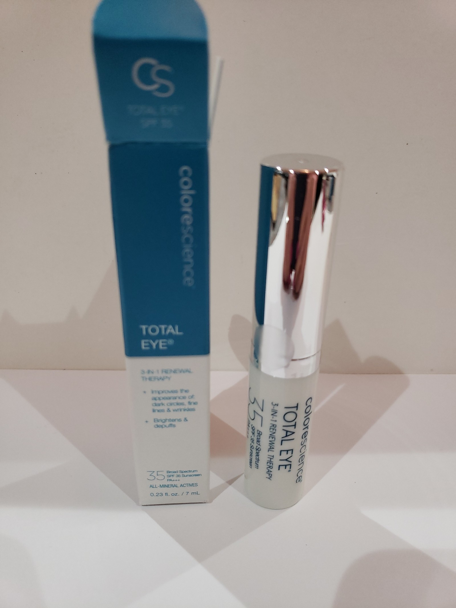 Colorescience - Total Eye 3 in 1 Renewal Therapy Medium Sealed Full size