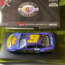 Nascar Chase Elliott Napa Children’s Healthcare of Atlanta 1.24 Scale Diecast