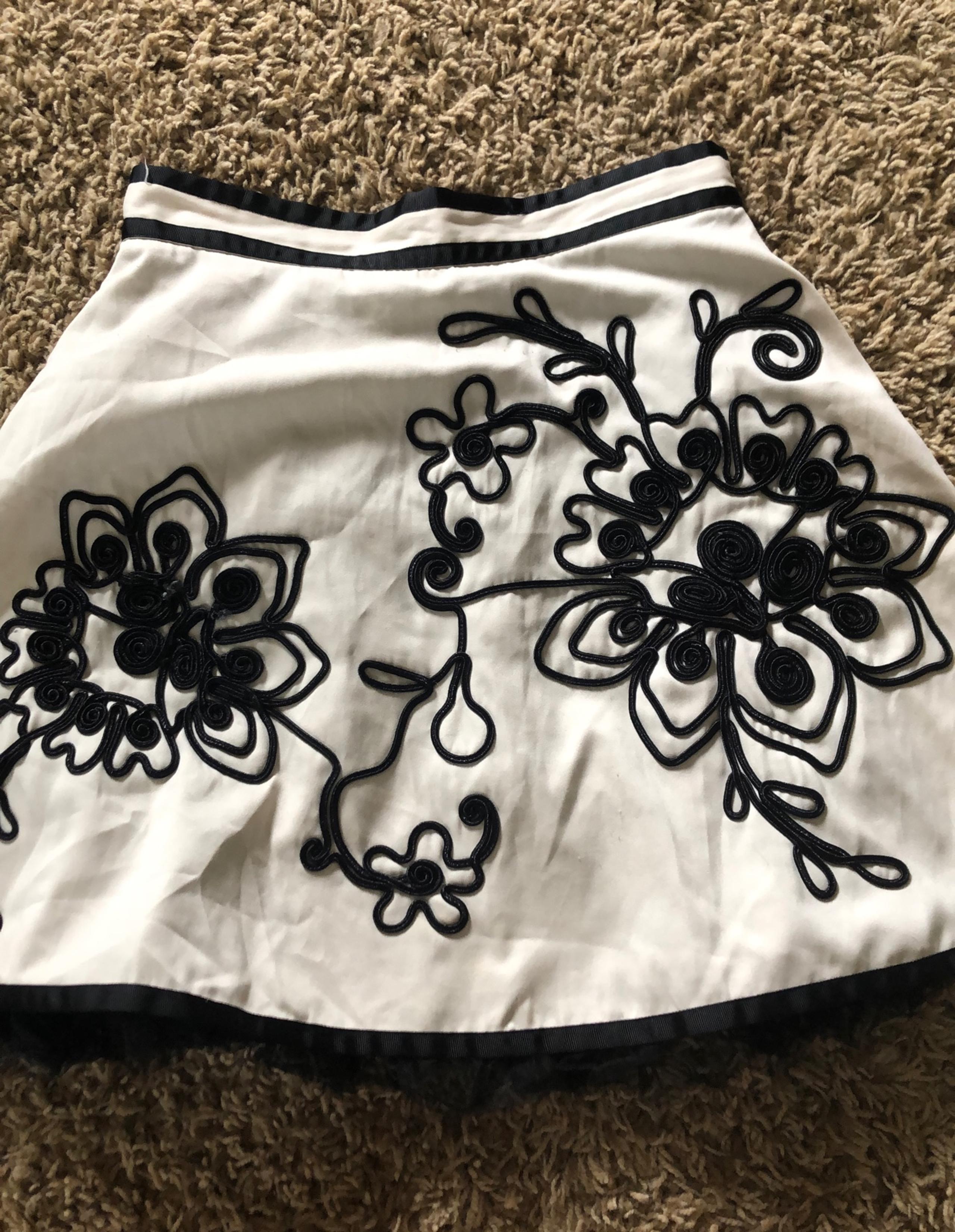 Forever 21 couture skirt