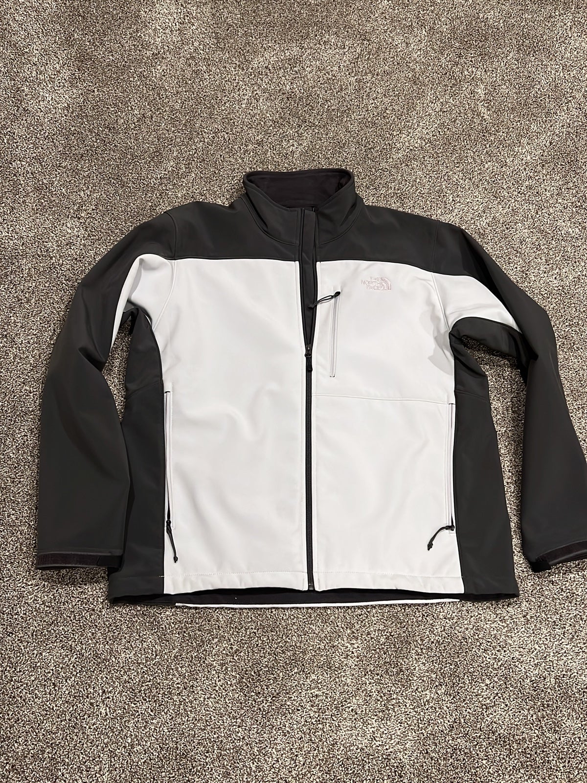 The North face Windwall jacket