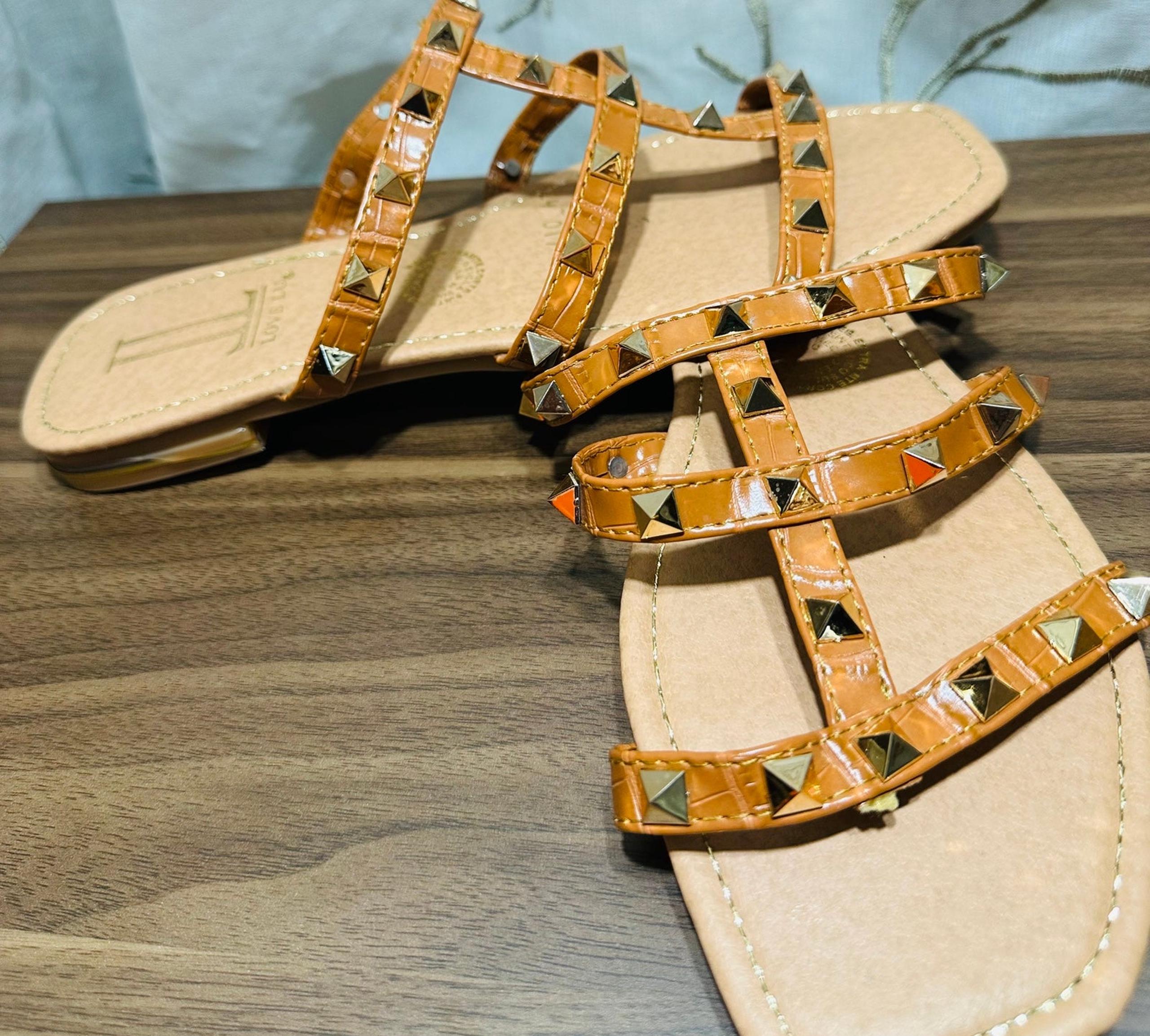sandals size 7