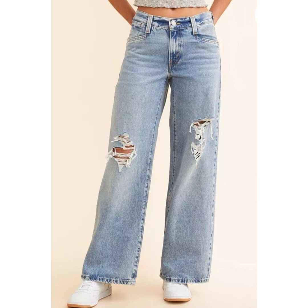 NWT Levi's Women's 29x31 Mid-Rise '94 Baggy Wide Leg Jeans A5929 Not in The Mood