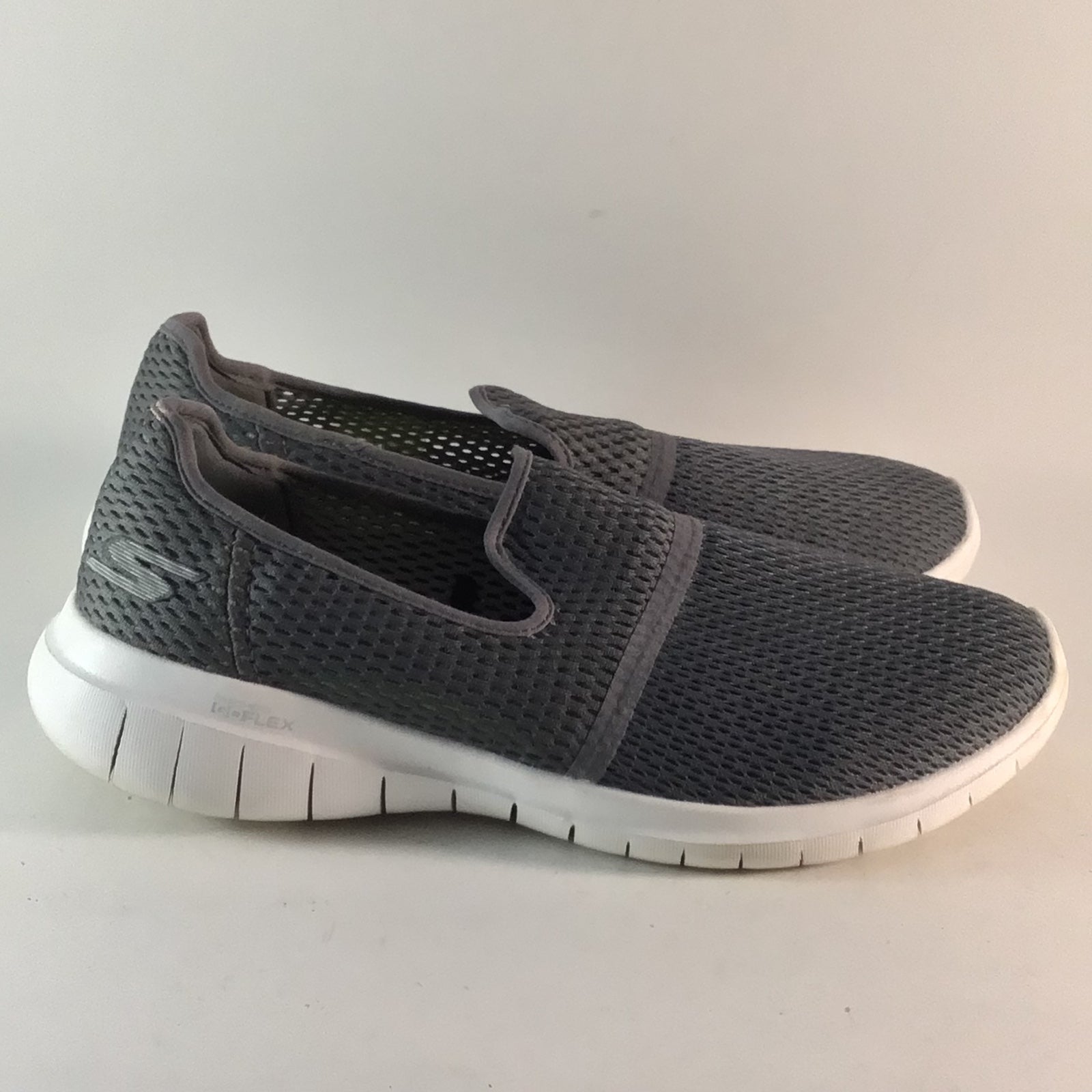 Skechers go flex womens memory foam slip on shoes gray size 8.5 15700