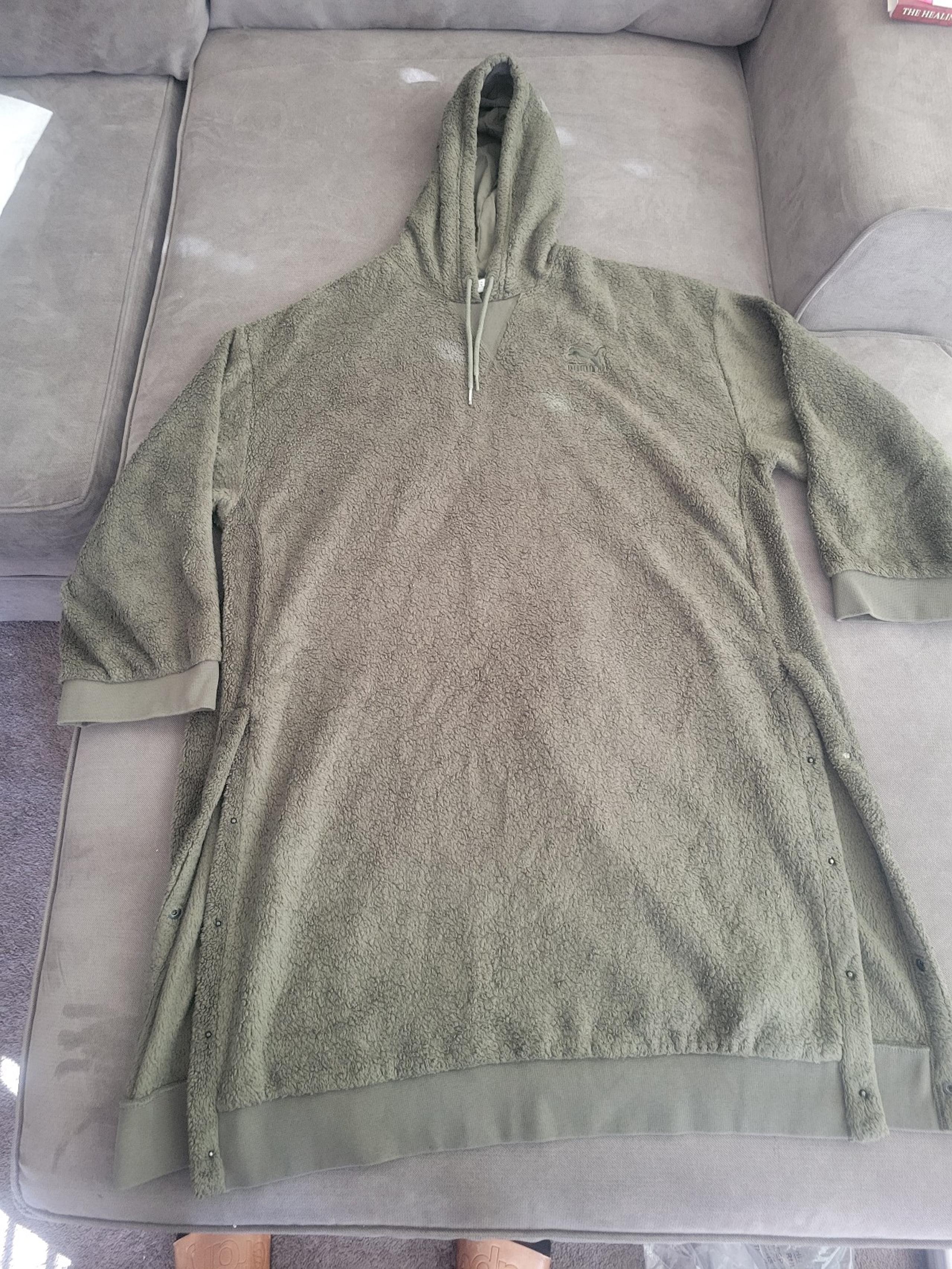 Puma Black Sherpa Green Oversized Hoodie Size M