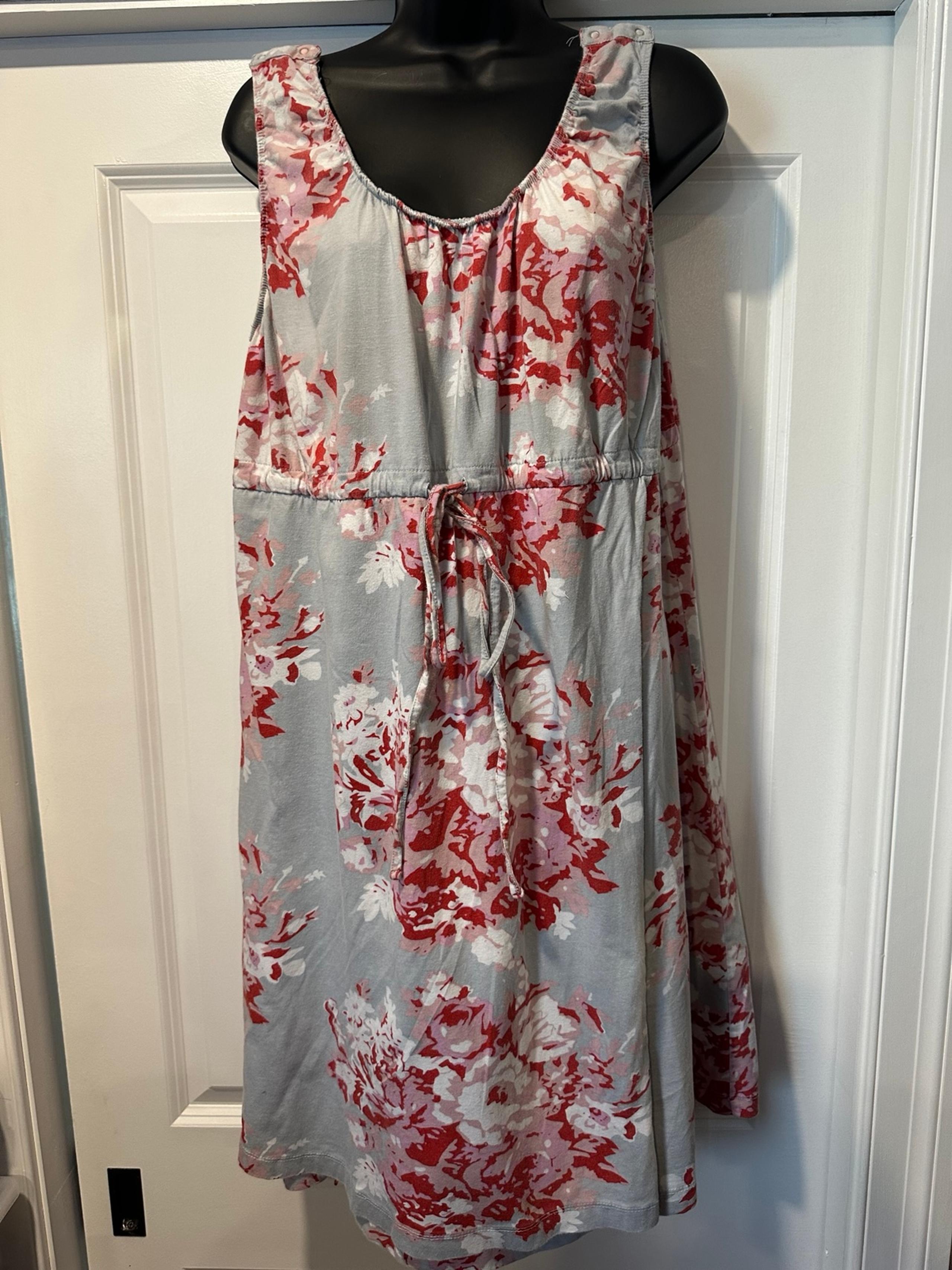 Baby Be Mine Maternity/Nursing Dress – L/XL Gray & Red Floral