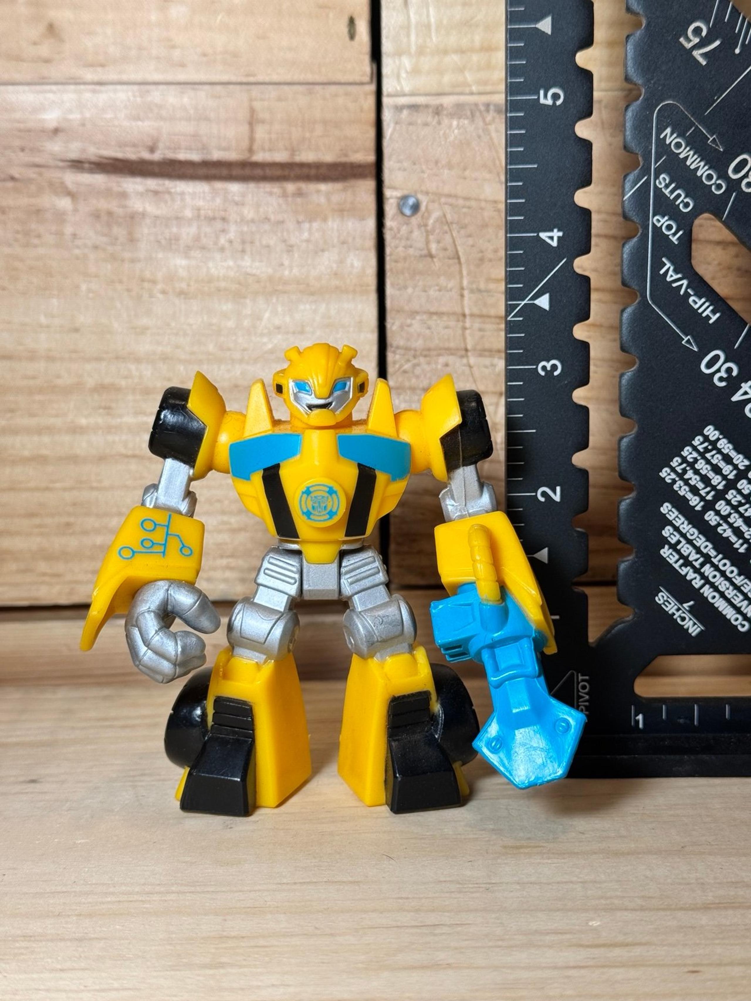 TransforTransformers Rescue Bots Action Figure Bumblebee Playskool Heroes 3.75"